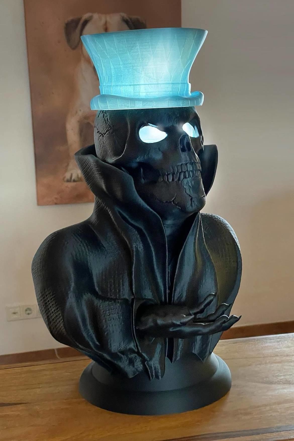 Skull lamp with pimple hat open eyes 3D print model_3