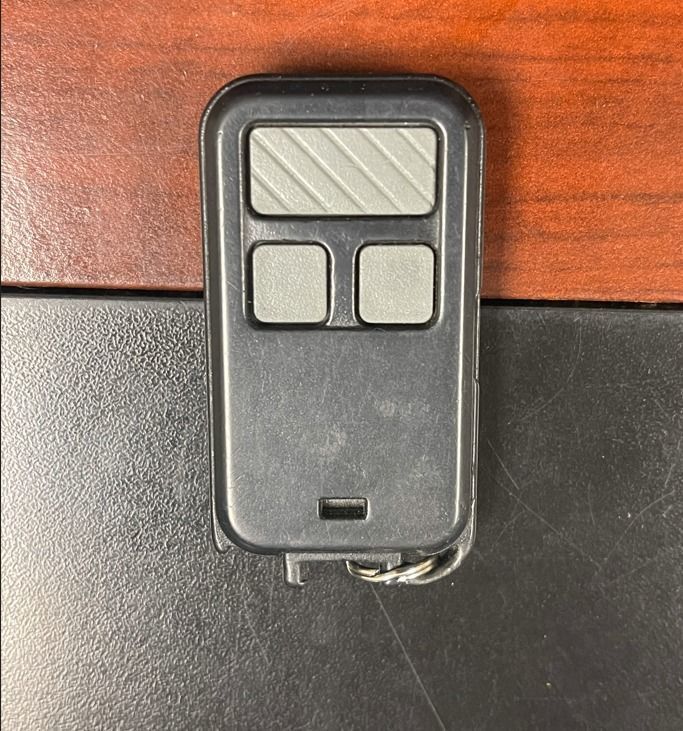  Garage Door Keyfob Replacement Case 3D print model_5