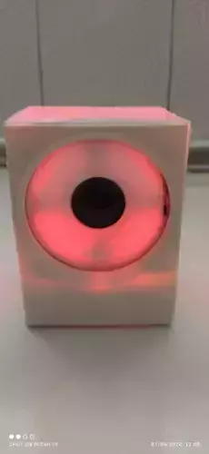 Night light with speaker