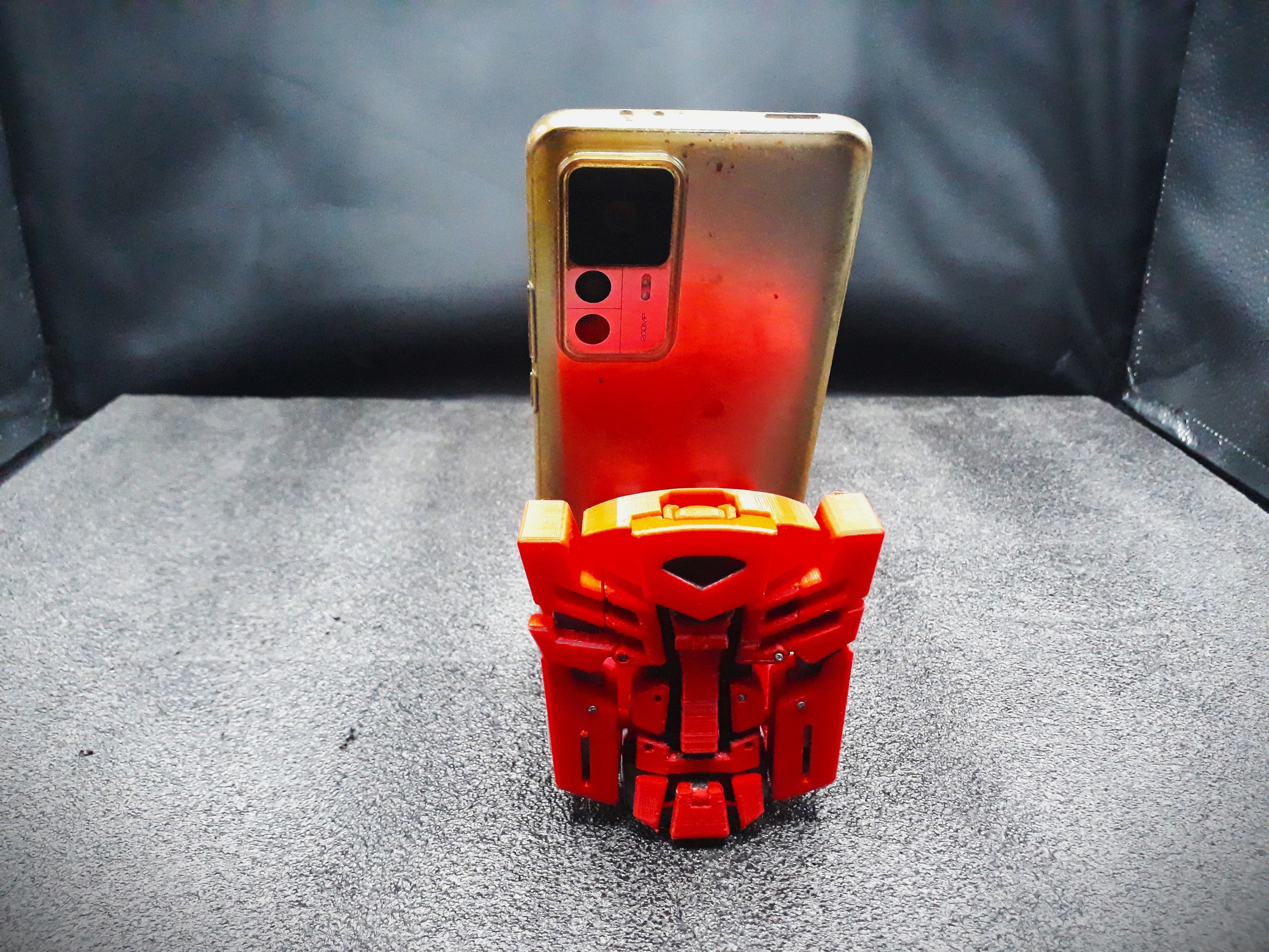 Autobot Transformable Phone Holder 3D print model_6