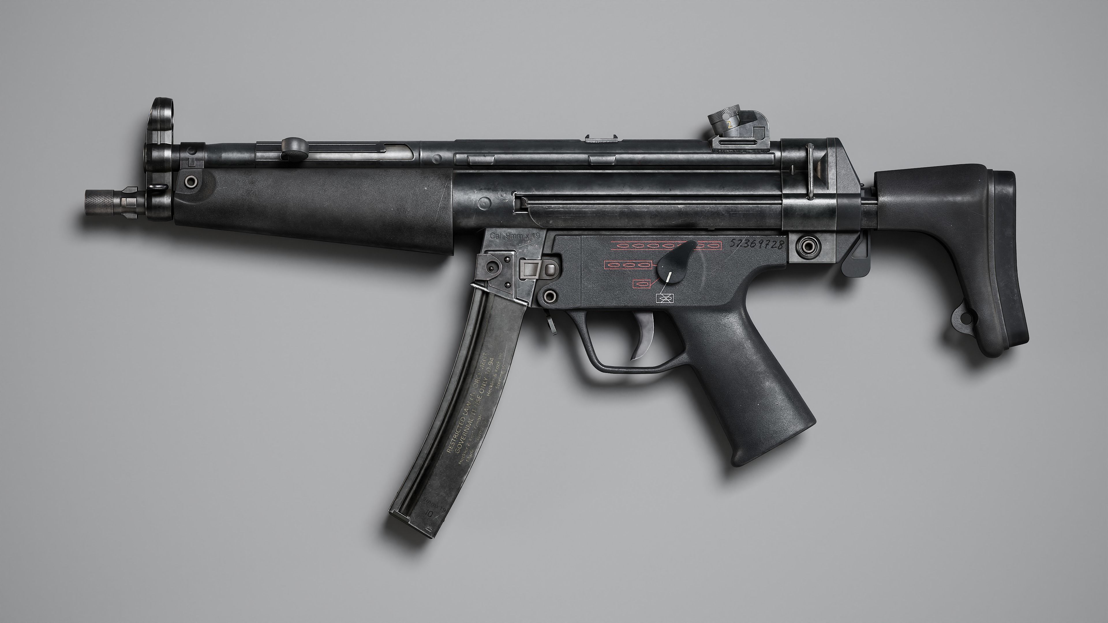 MP5 SMG Low-poly 3D model_1