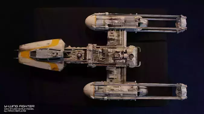 Y-WING GOLD LEADER STUDIO SCALE REPLICA