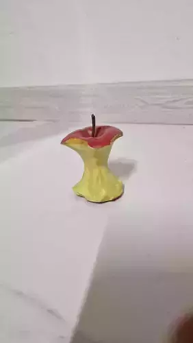 Realistic Apple