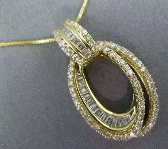 Pretty Womens Pendant 3D print model