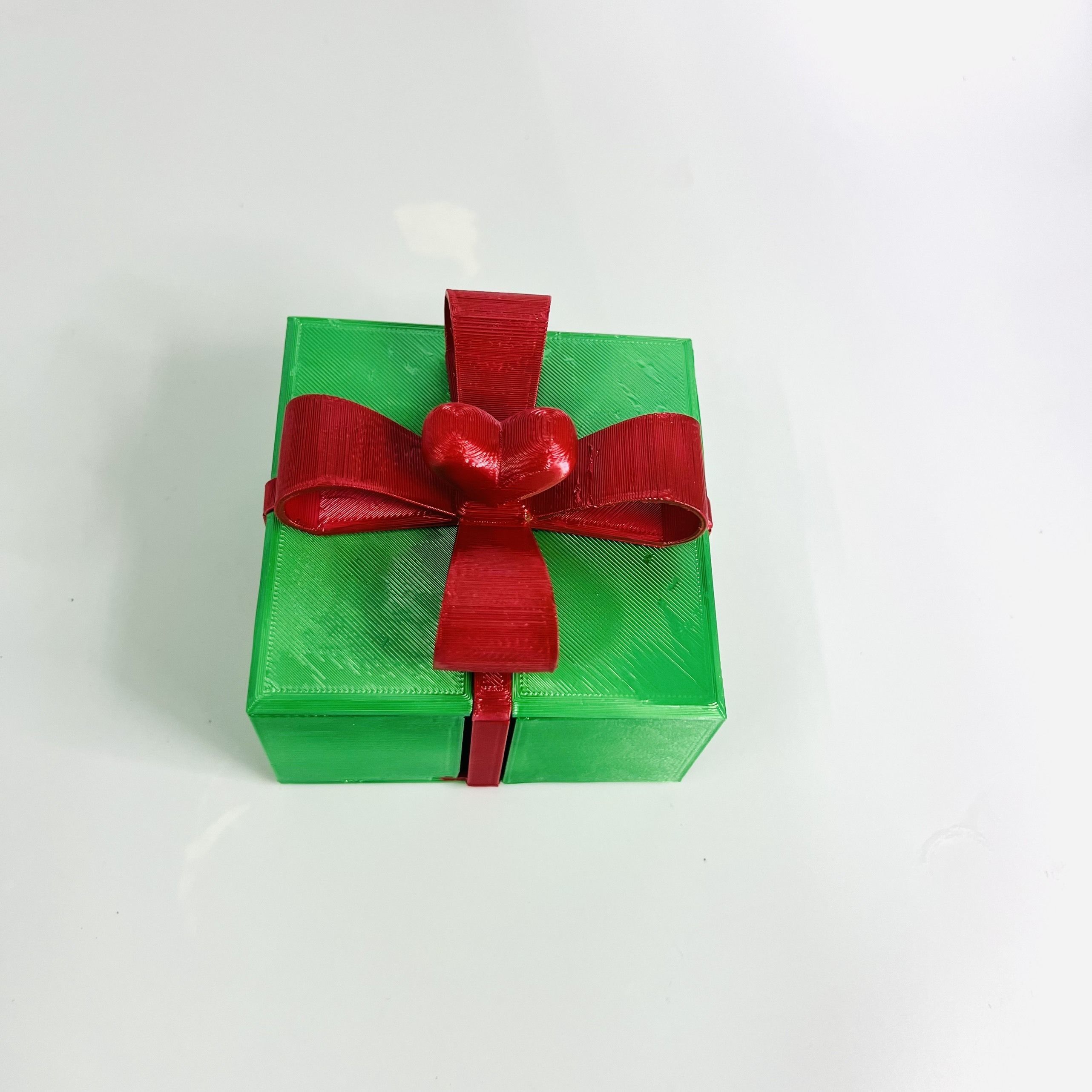 MECHANICAL ROTATING GIFT BOX - VALENTINE - CHRISTMAS BOX 3D print model_1
