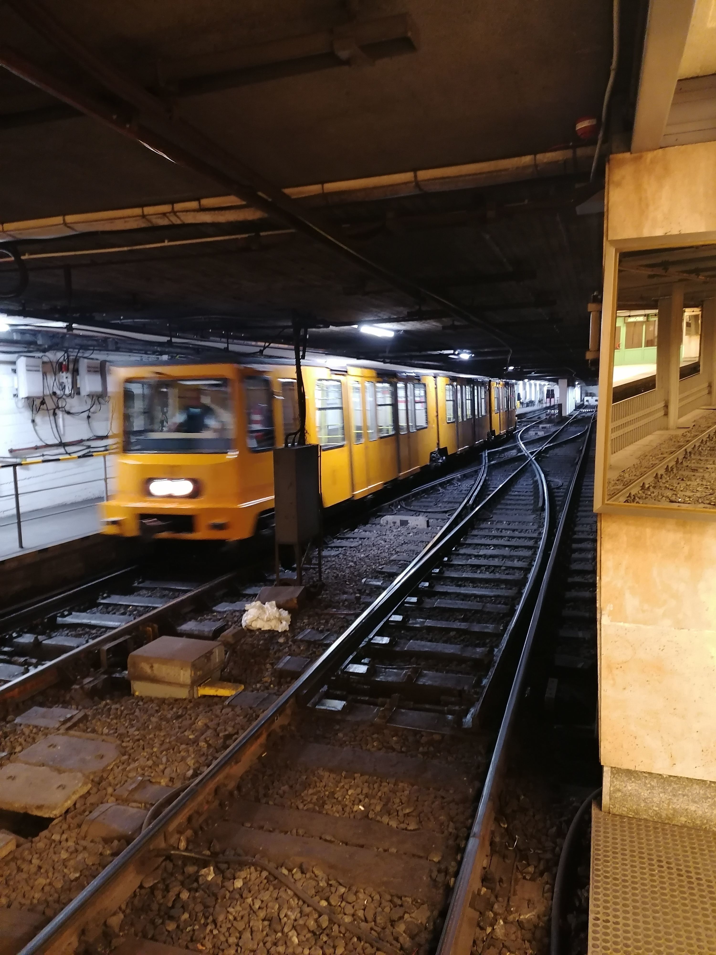 Millenniumi undergrund 3D print model_3