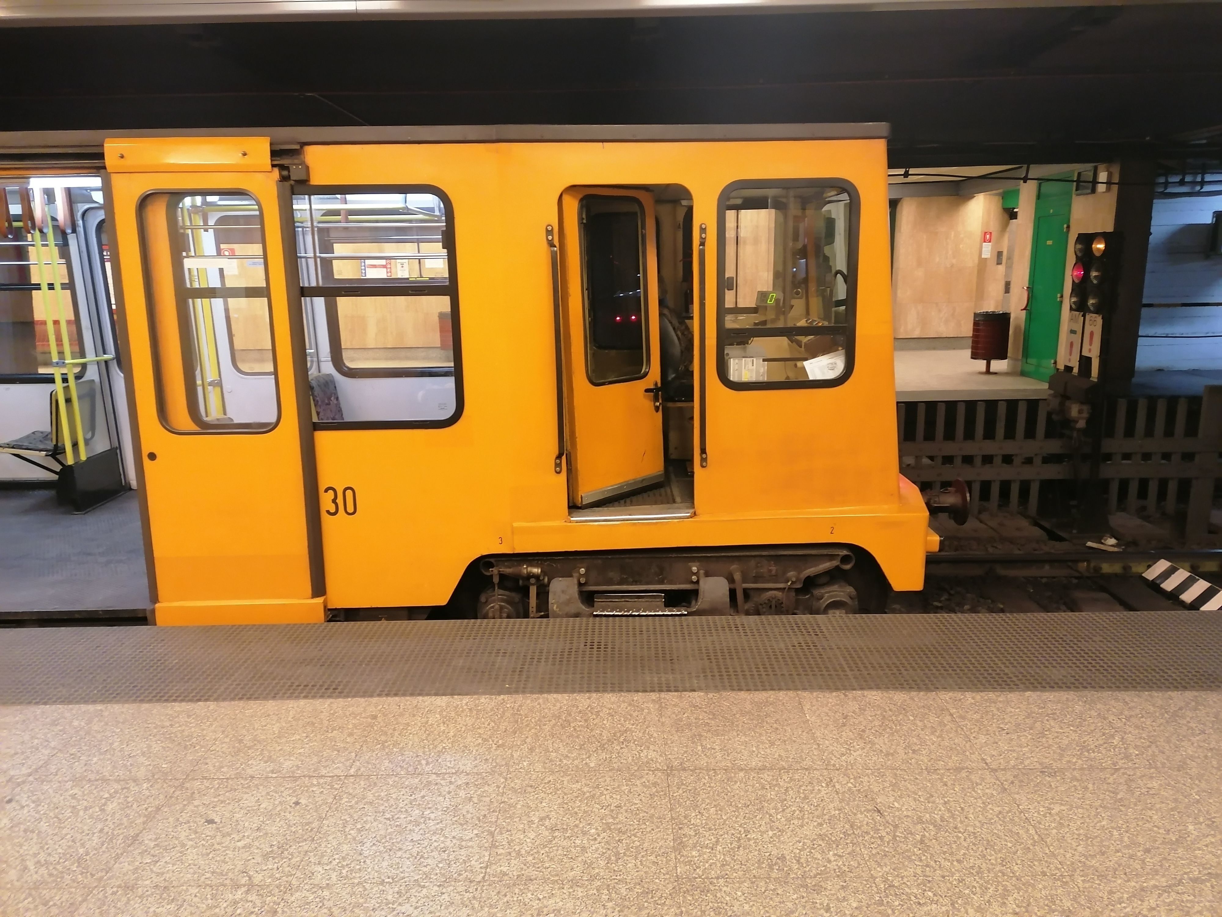 Millenniumi undergrund 3D print model_2