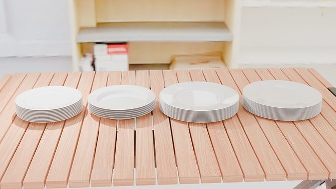 Plates And Dishes Low-poly 3D model