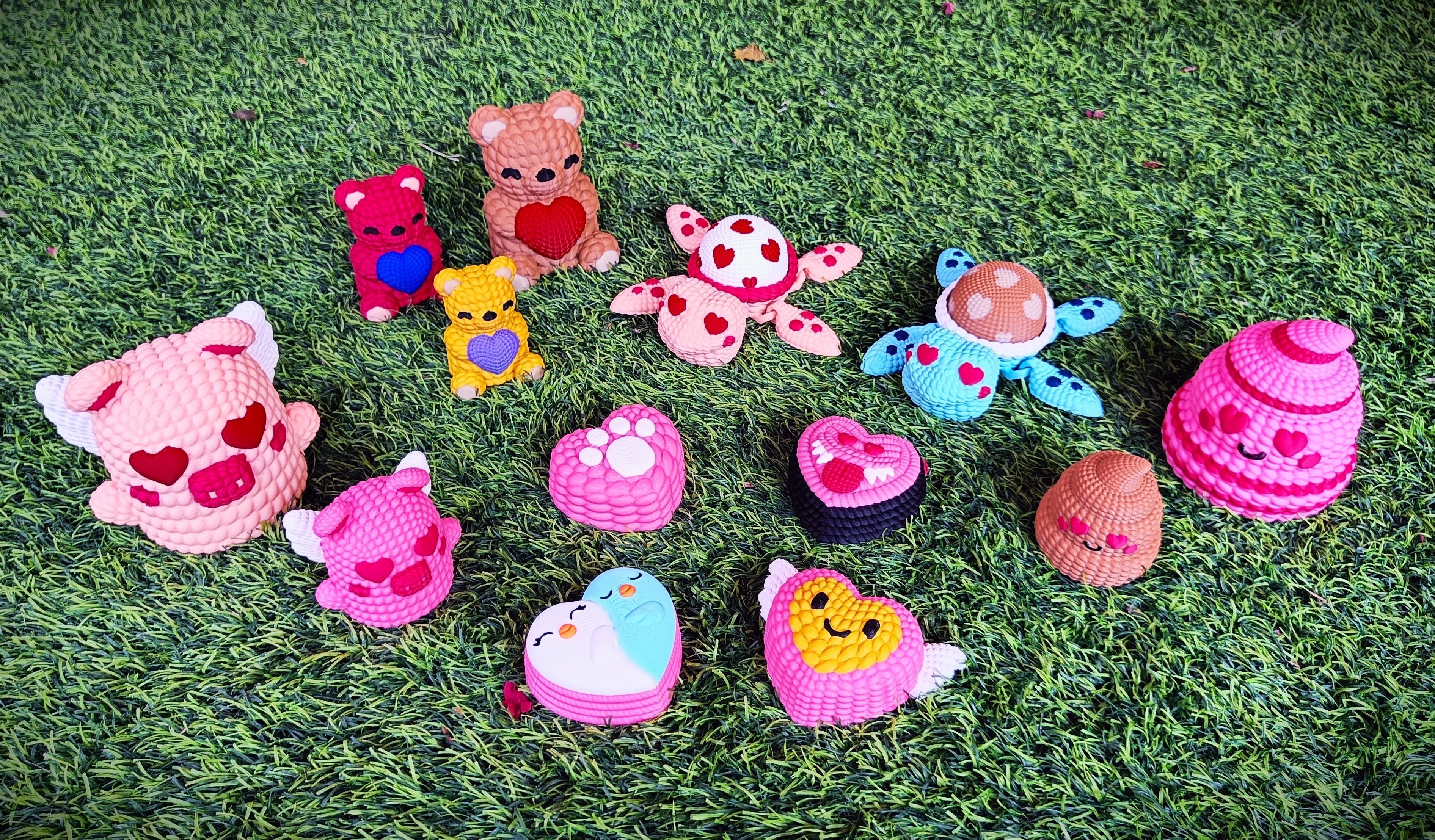 Collection Valentines Day - multicolor knitted container 3D print model_1