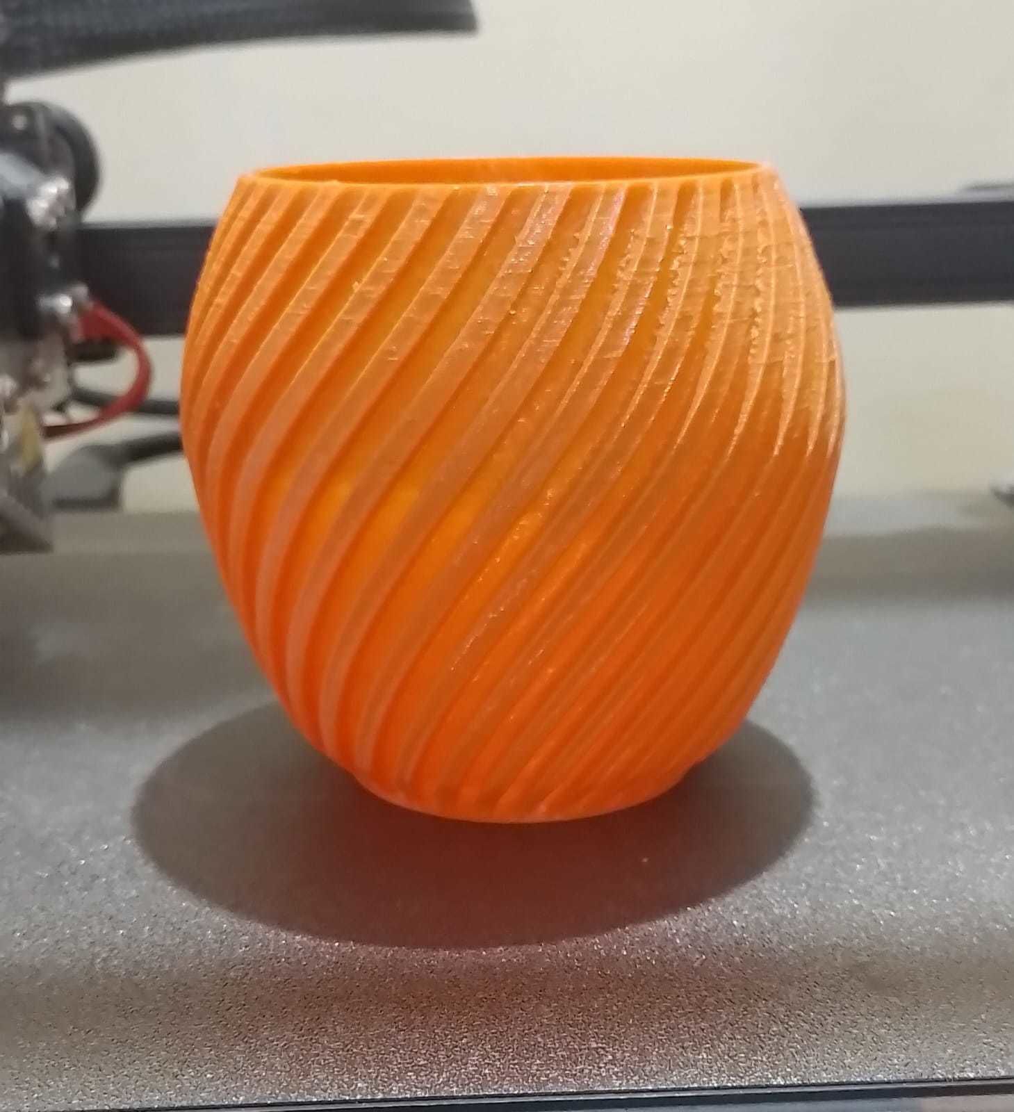 ELEGANT CURVED VASE - 3D PRINTABLE MODEL 3D print model_4
