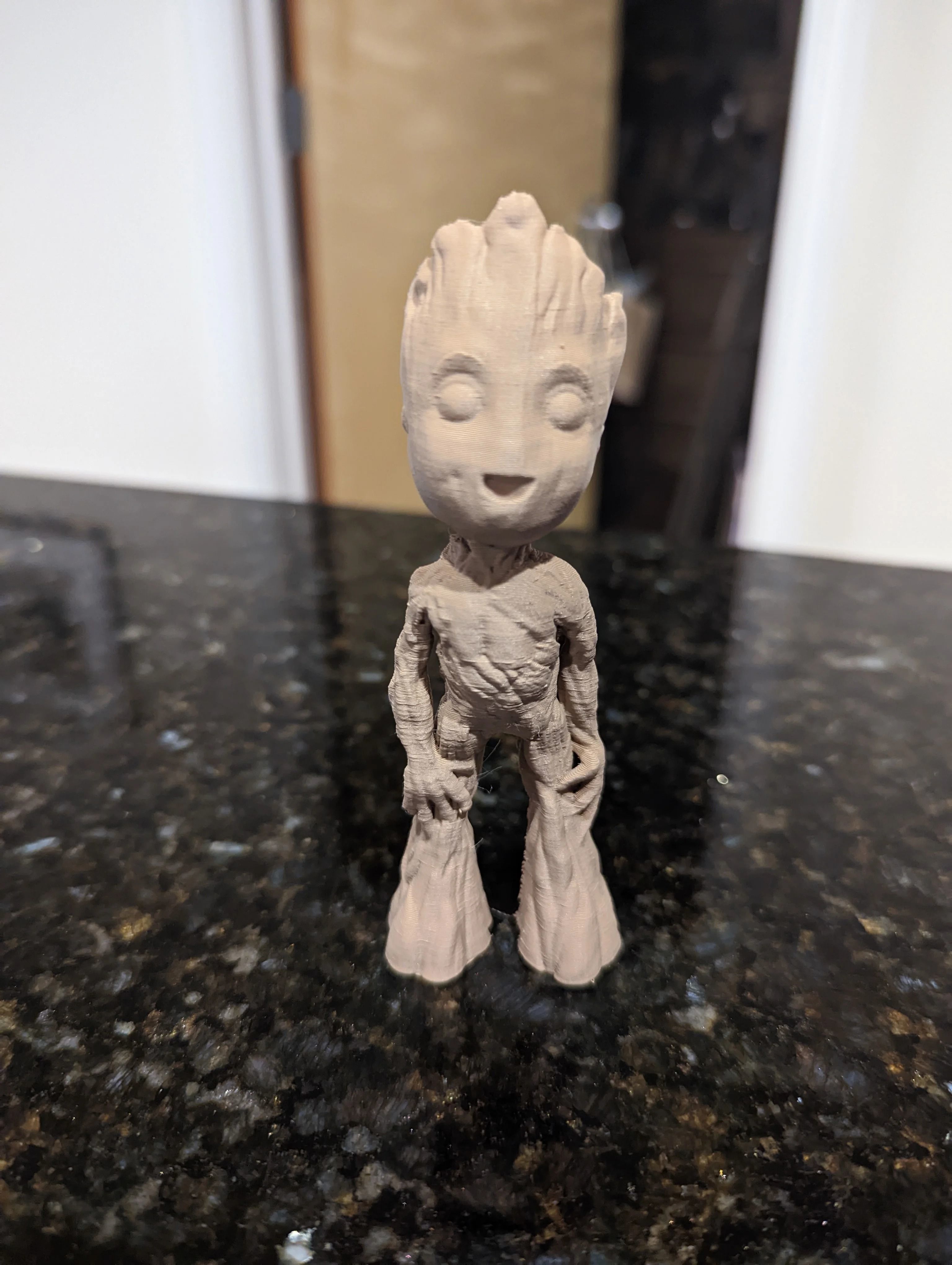 Baby Groot Standing up 3D print model_14