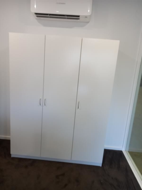  wardrobe Low-poly 3D model_3