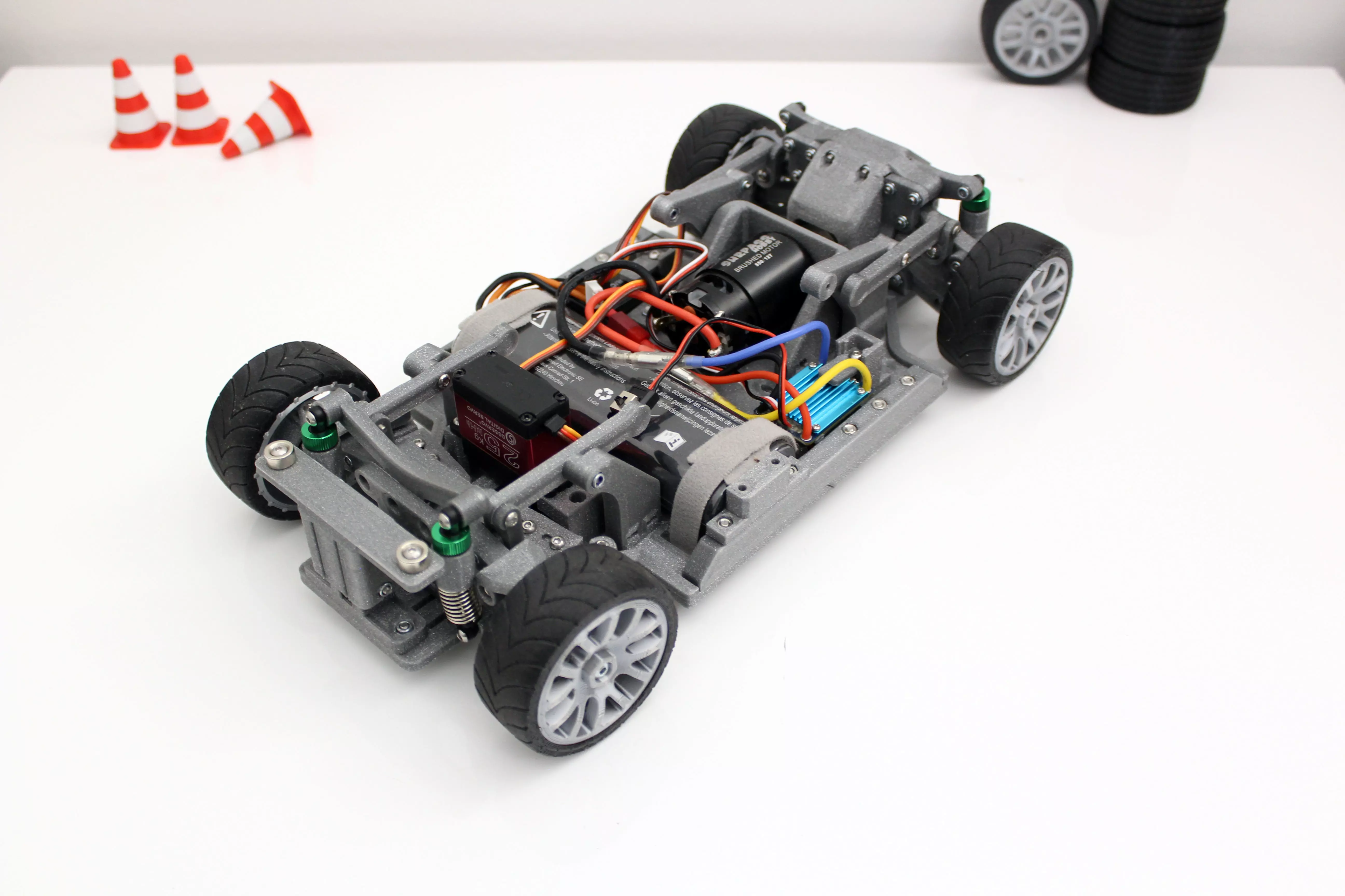 universal rc car chassis 10 to 1 3D print model_0