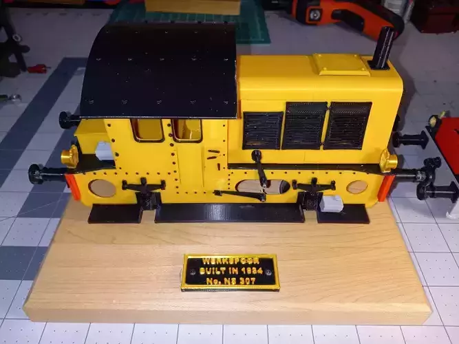 STL files to 3D print a model of a Dutch SIK 307 shunter engine 3D print model