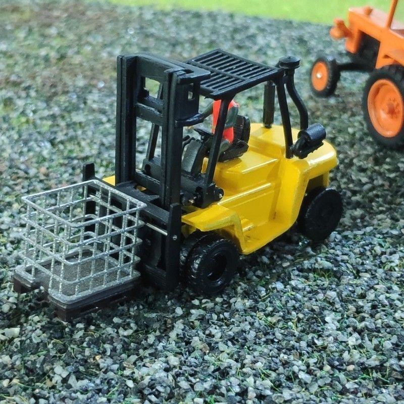 FORKLIFT MODEL 3D print model_4