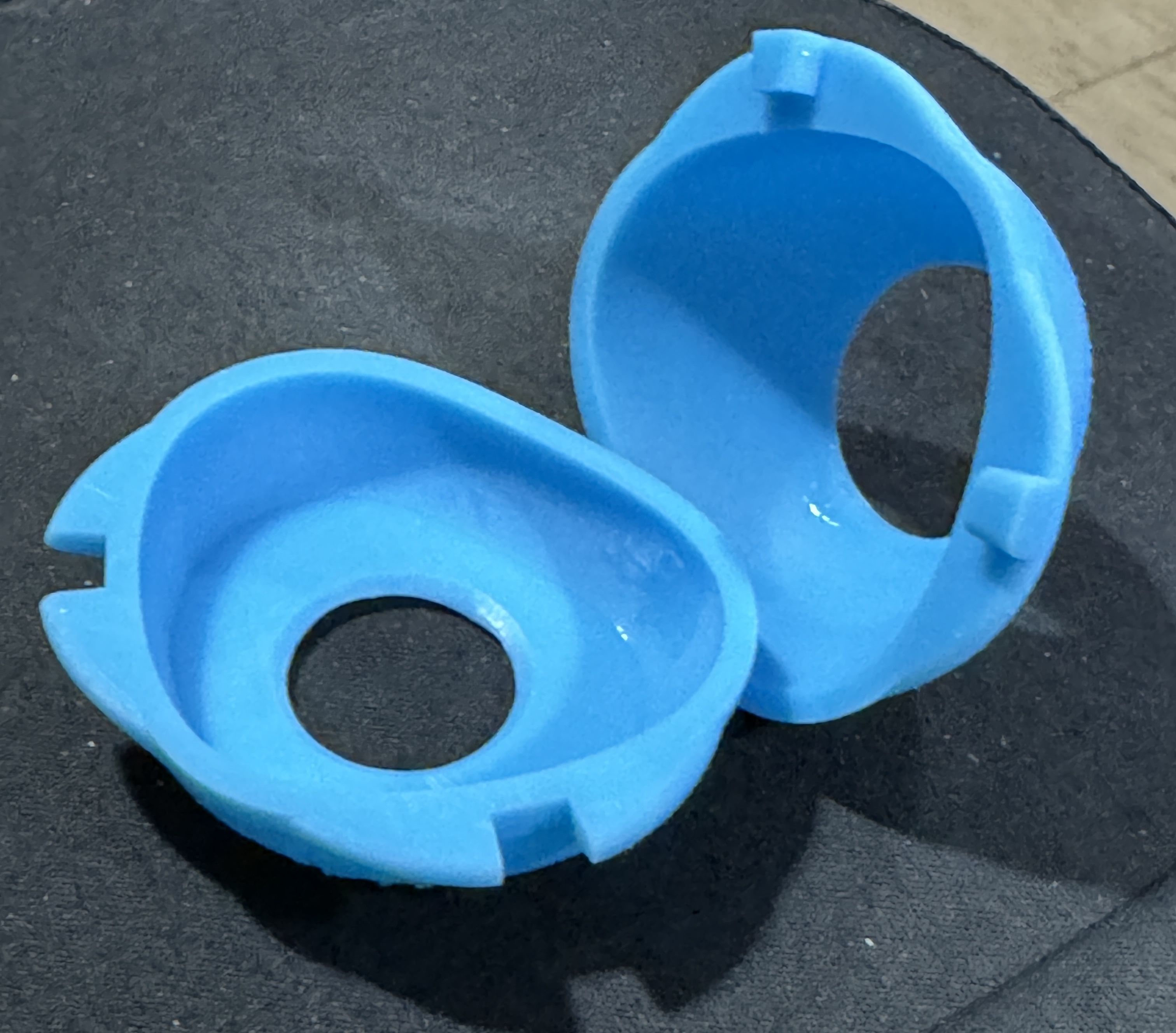 Small flask for ocular prosthesis 3D print model_3