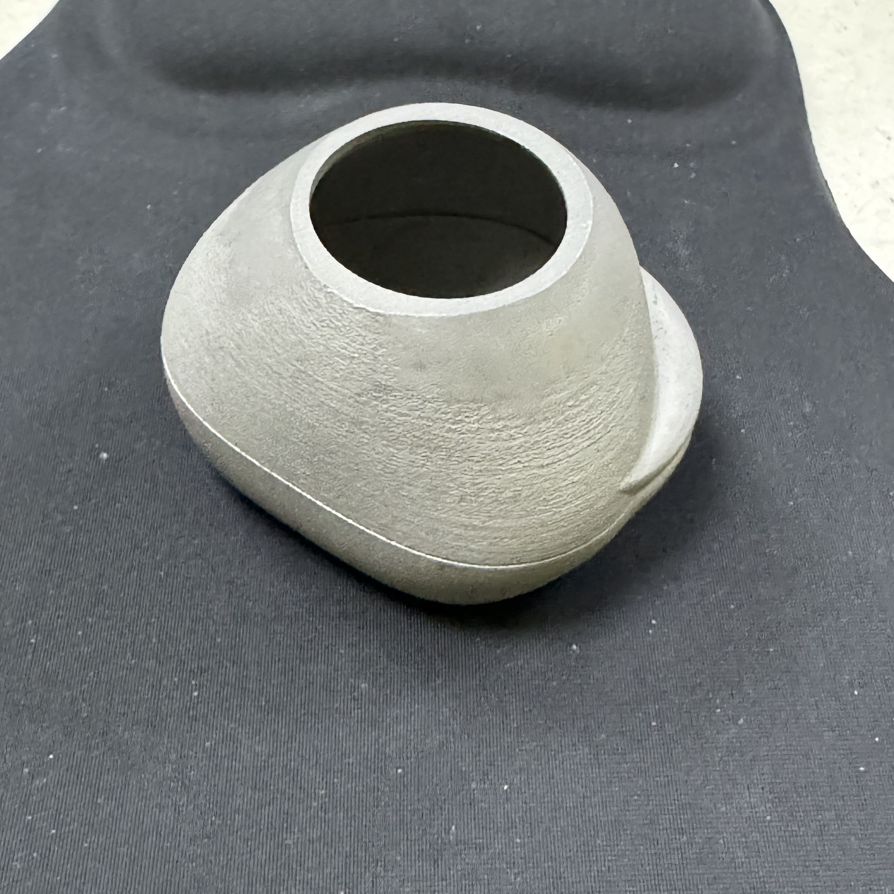 Small flask for ocular prosthesis 3D print model_2