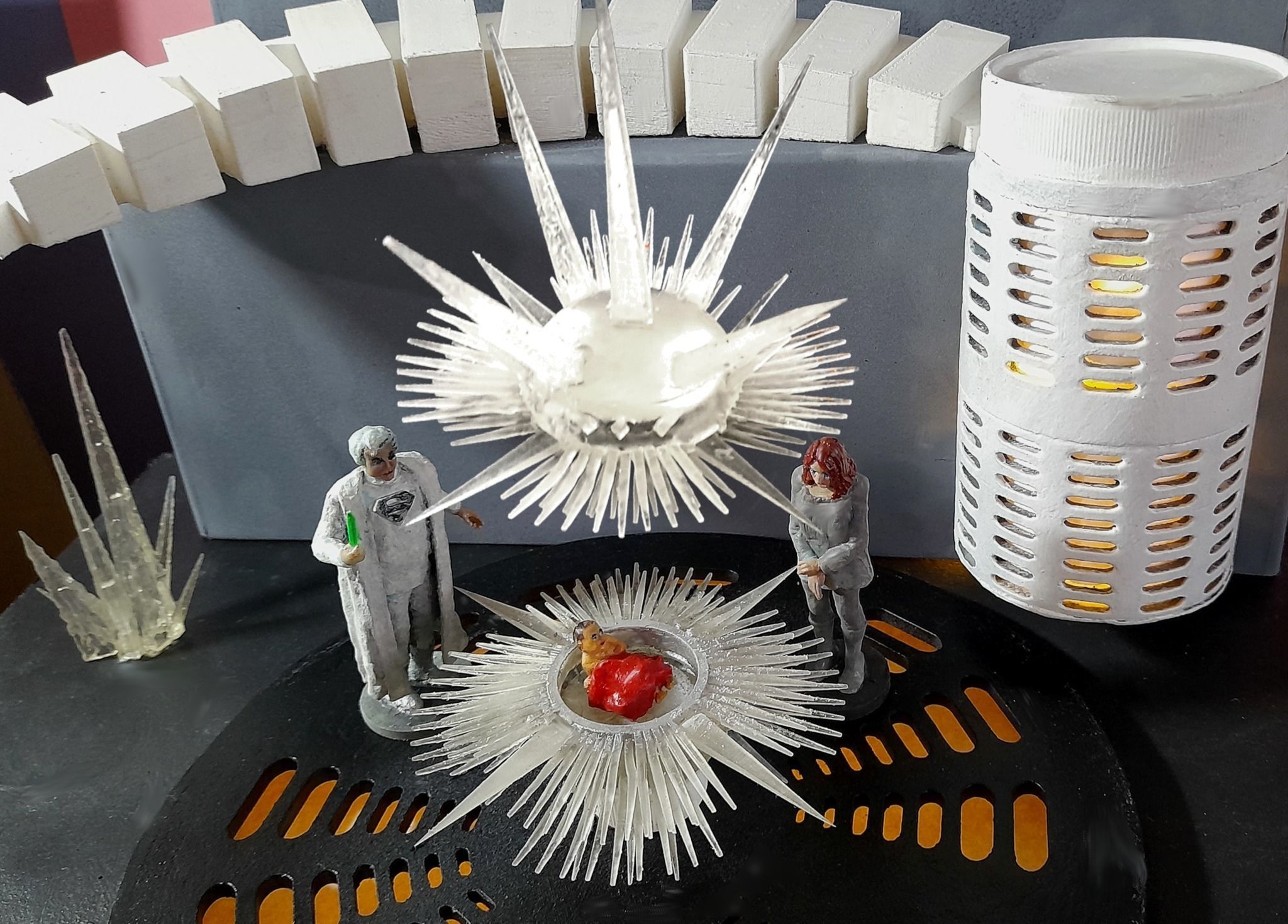 Escape Pod from the 1978 Superman movie with figures 3D print model_2