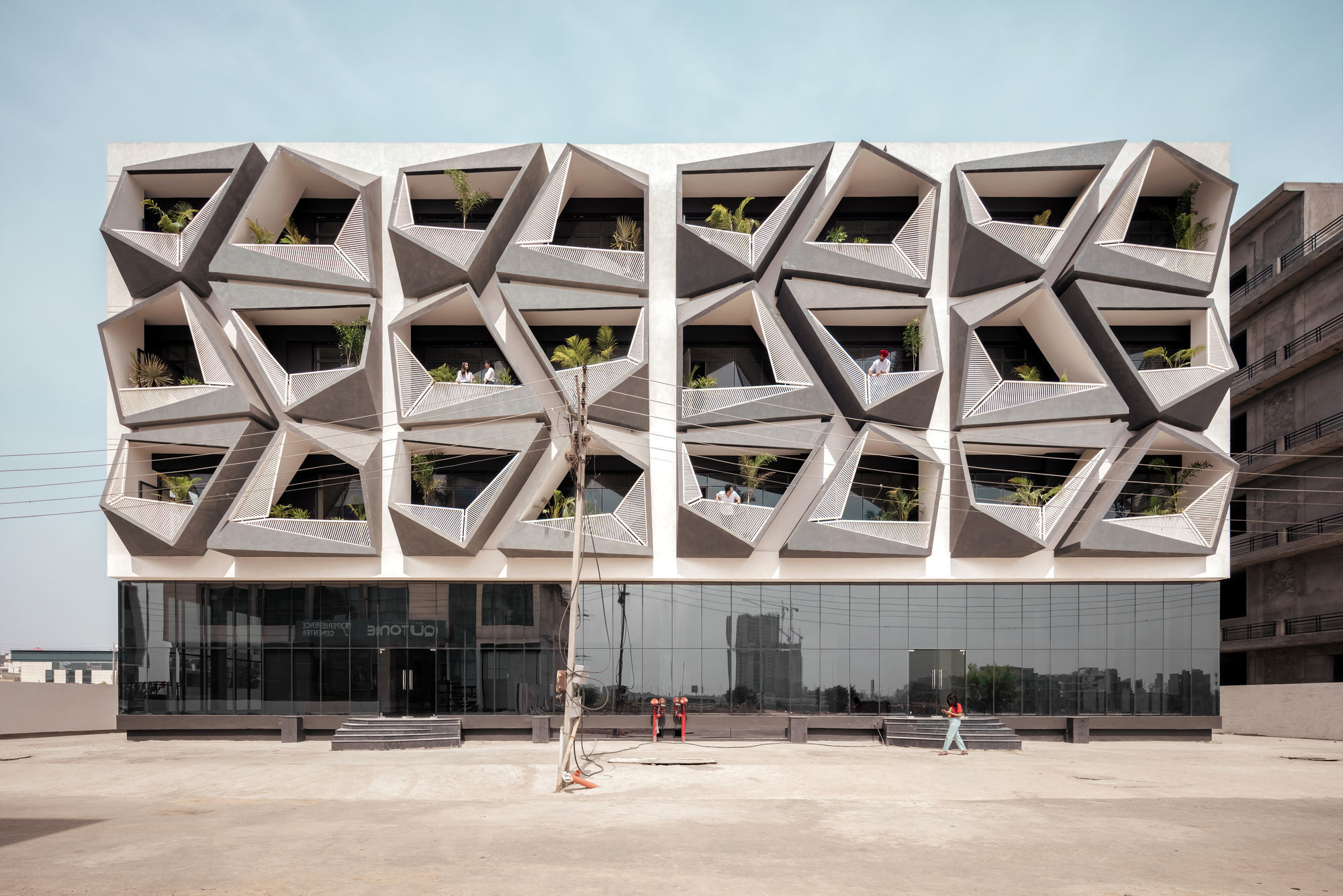 A Matrix of Parallelepipeds 3D model_3