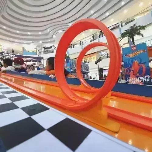 Hot Wheels Loop Track