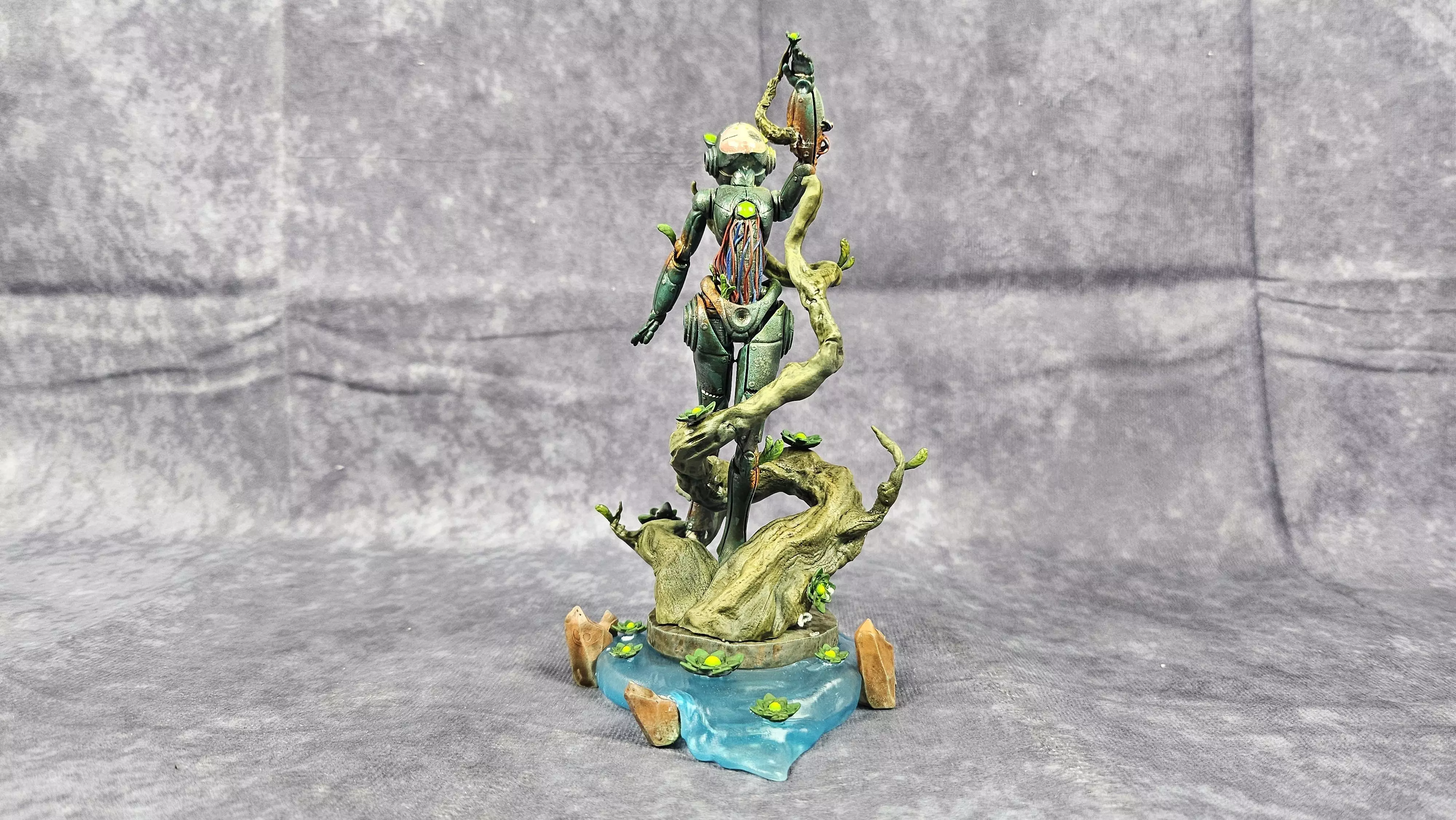 Figurine Robot 7e figurine dans la collection des mini creatures 3D print model_0