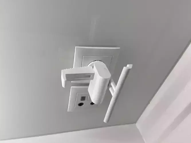 Tablet support for Schuko plug 3D print model