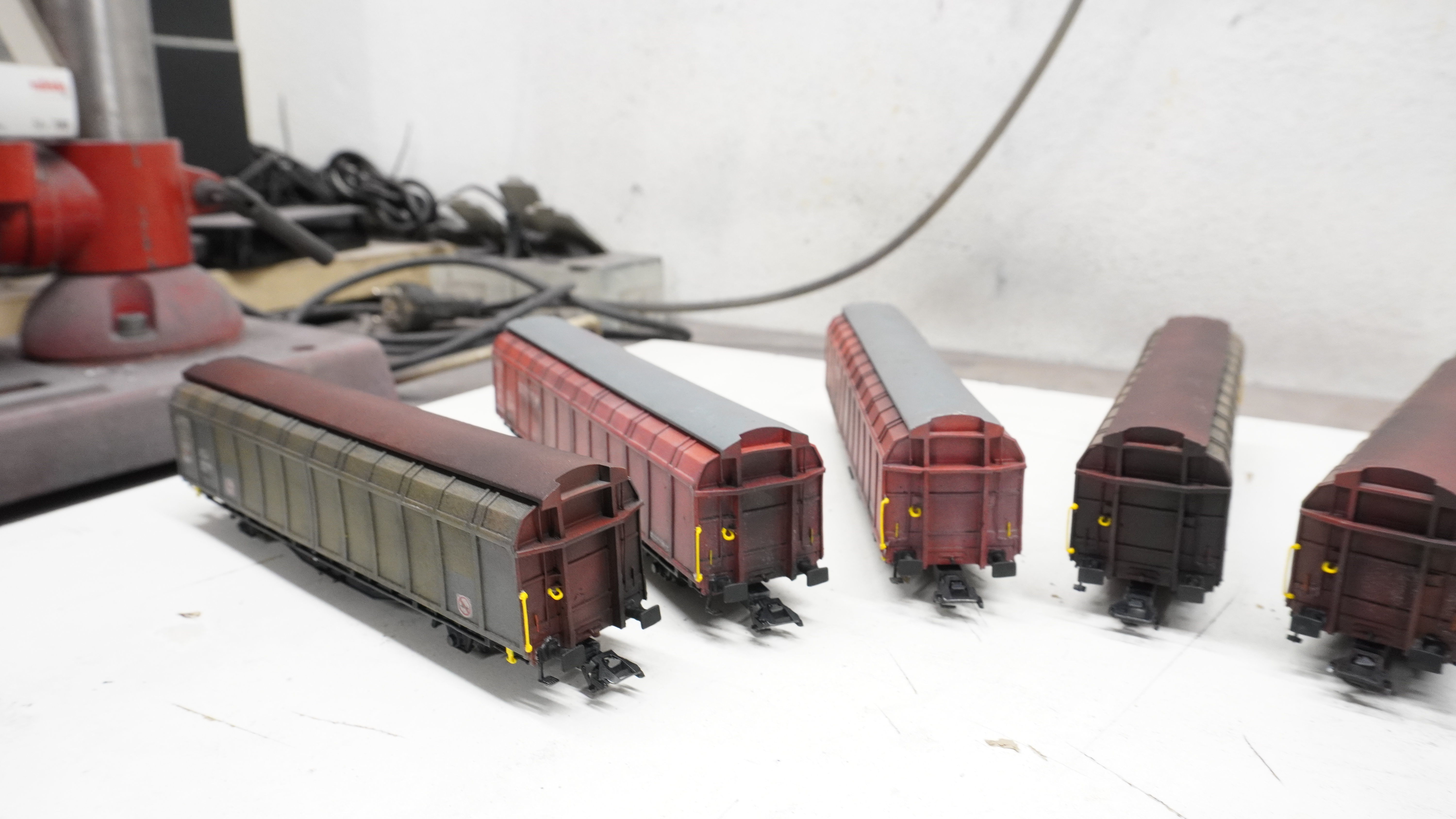 Pre supported Hbbins 306 freight car 3D print model_12