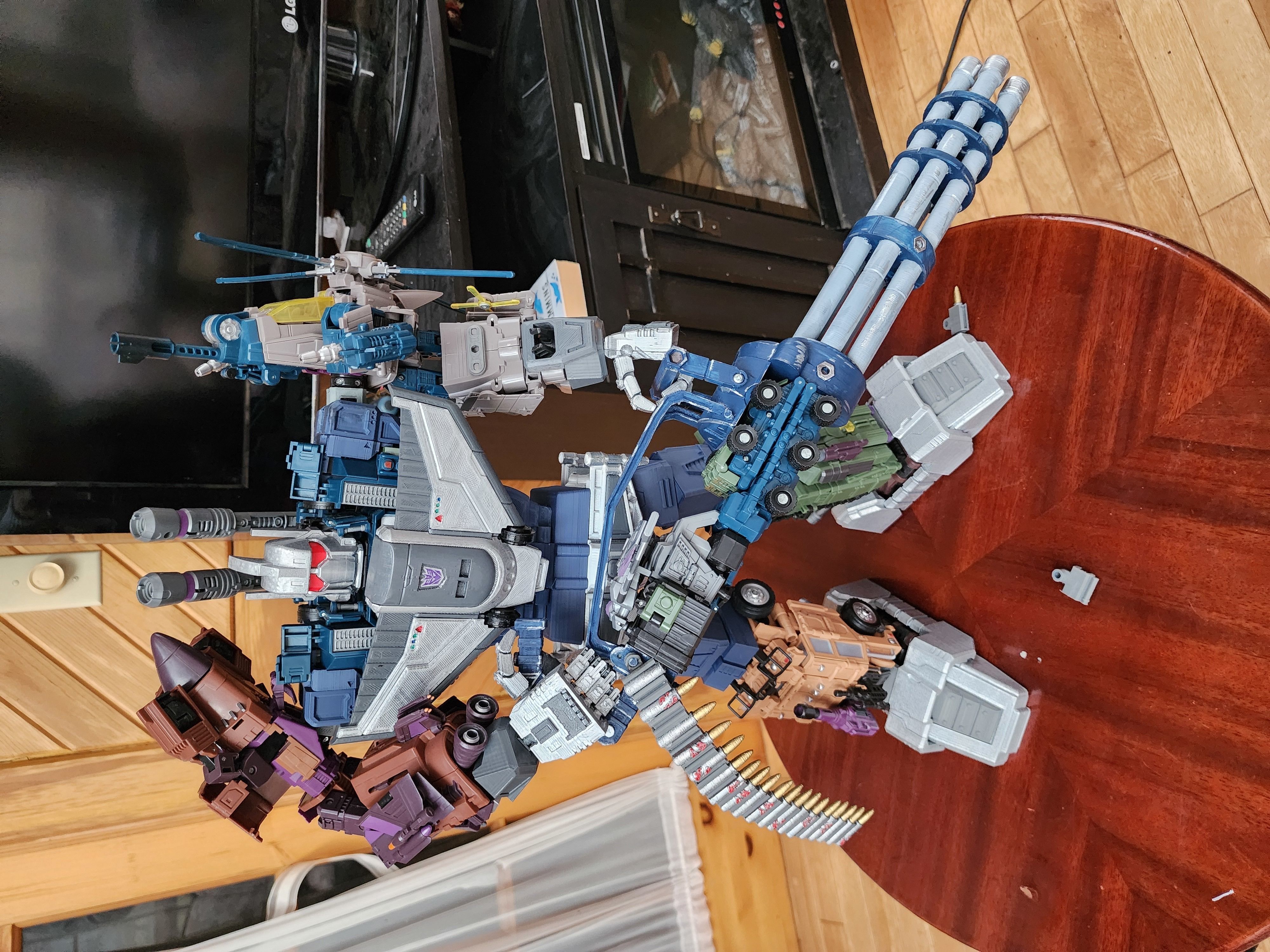 Sword and BFG Gatling Gun out of JB Bruticus Onslaught Trailer 3D print model_11