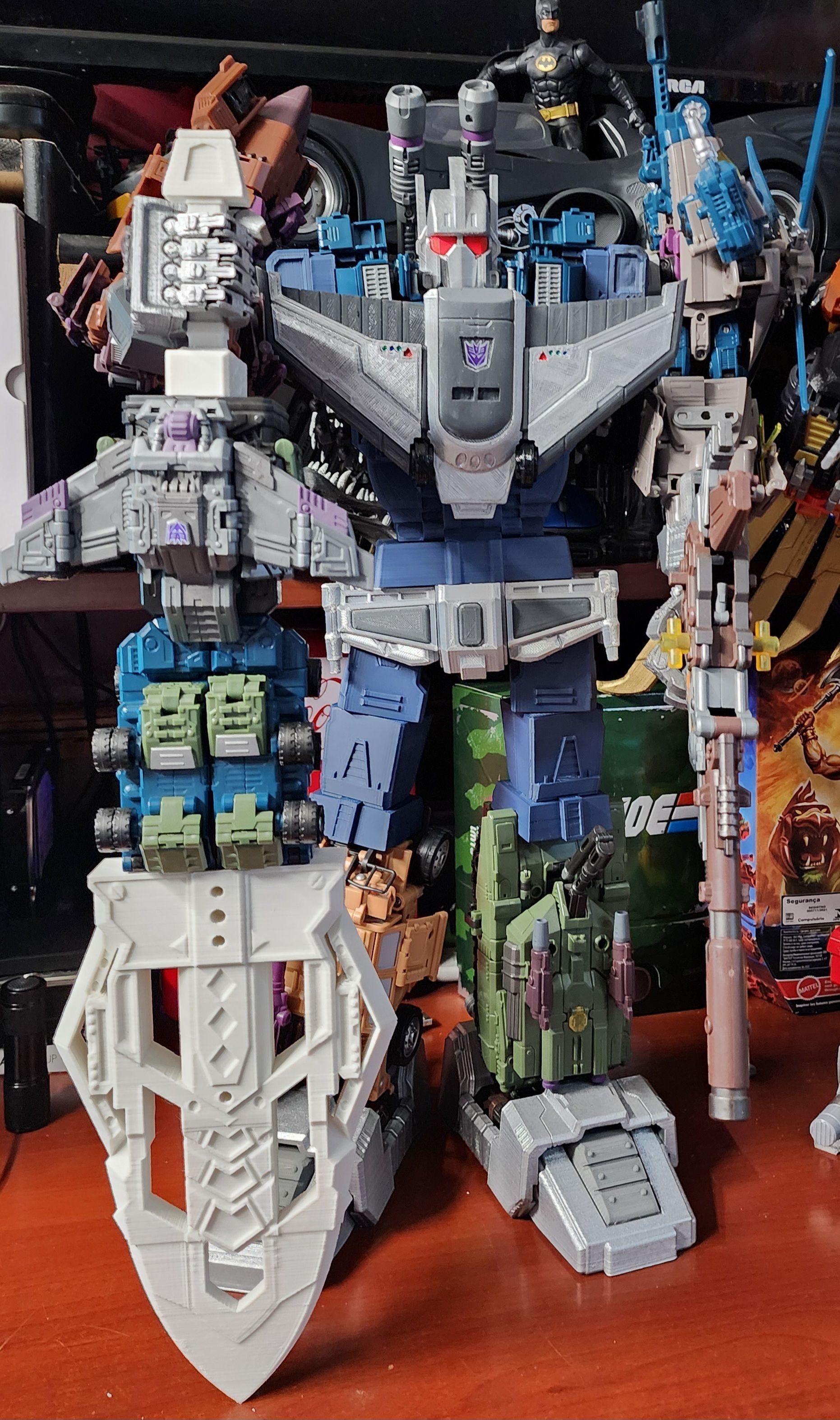 Sword and BFG Gatling Gun out of JB Bruticus Onslaught Trailer 3D print model_4