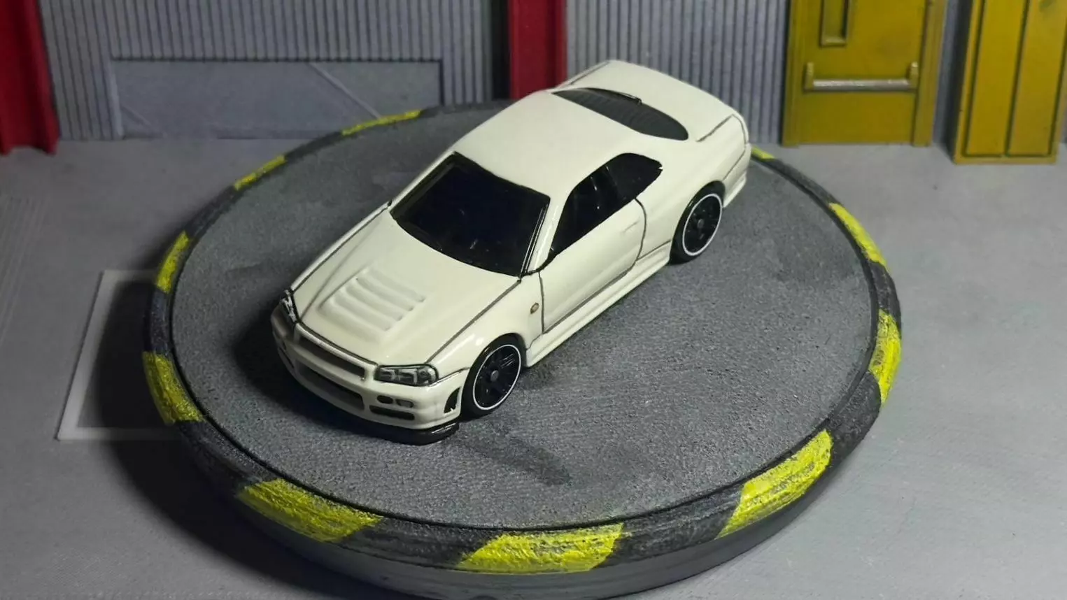 NFS U2 TURNTABLE DIORAMA  3D print model_0