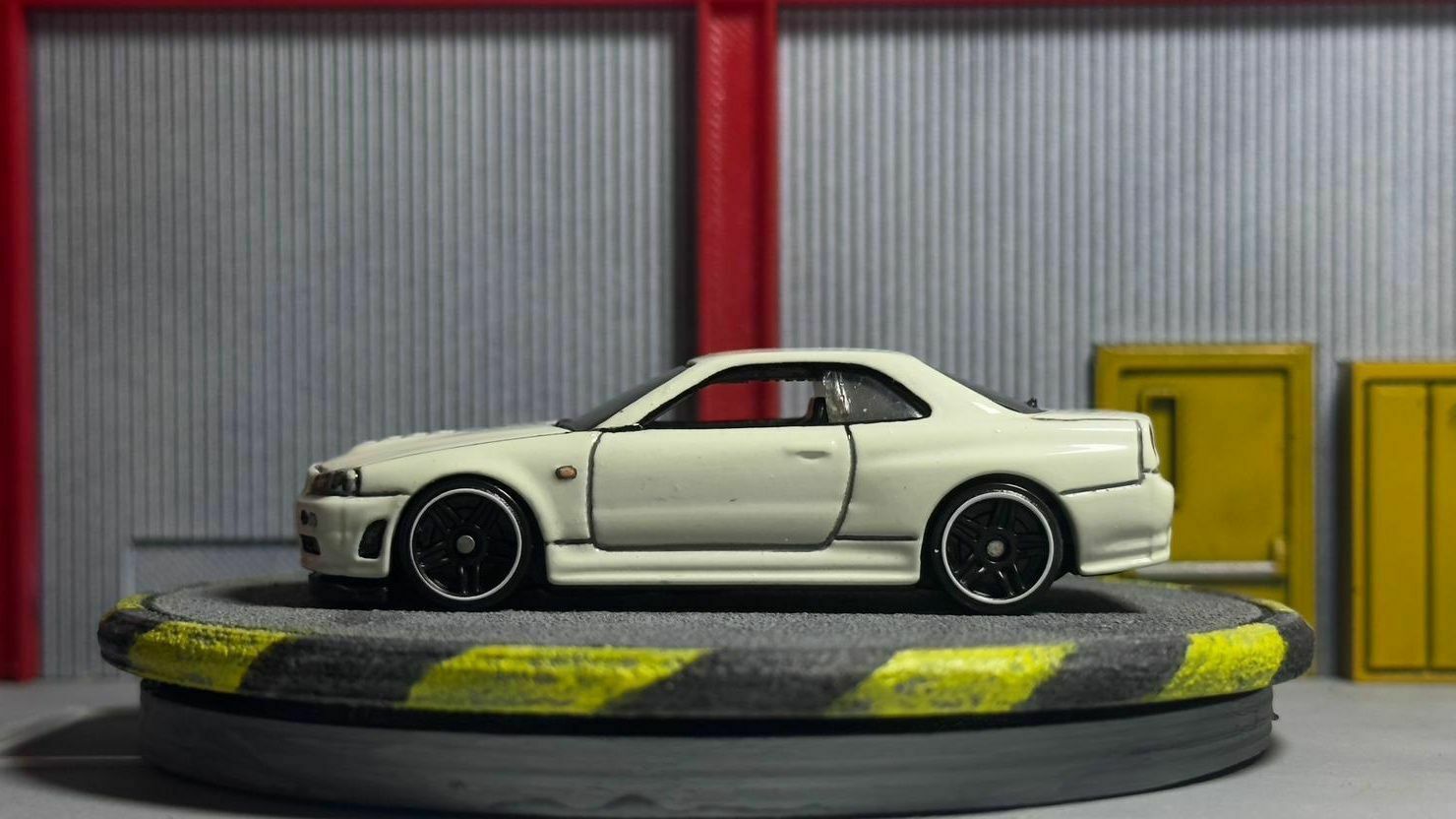 NFS U2 TURNTABLE DIORAMA  3D print model_2