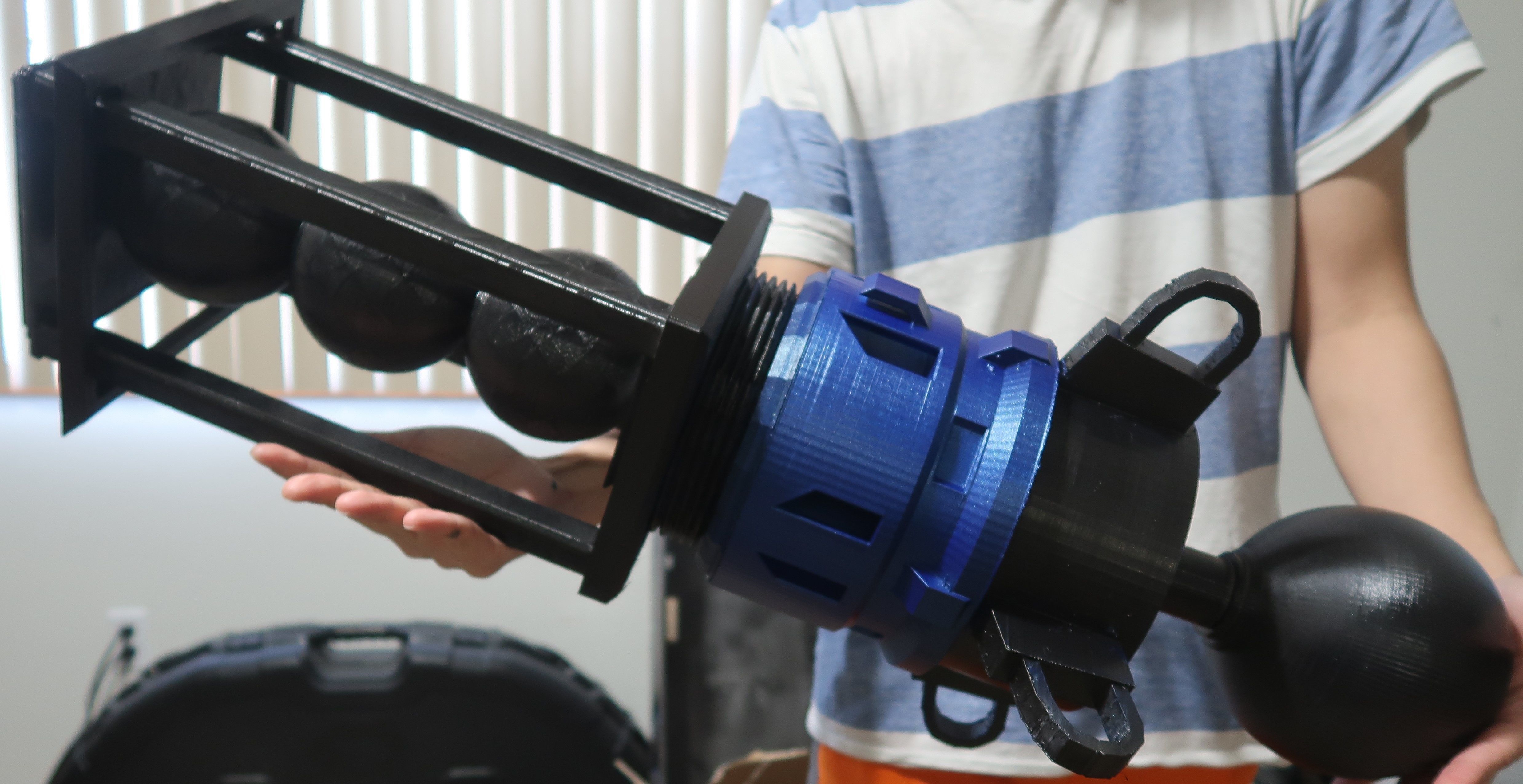 Rosmontis Backpack Attachment from Arknights 3D print model_2