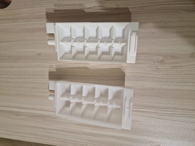 ICE TRAY FOR ICE MAKER DAEWOO ES1775588 3D model 3D printable CGTrader