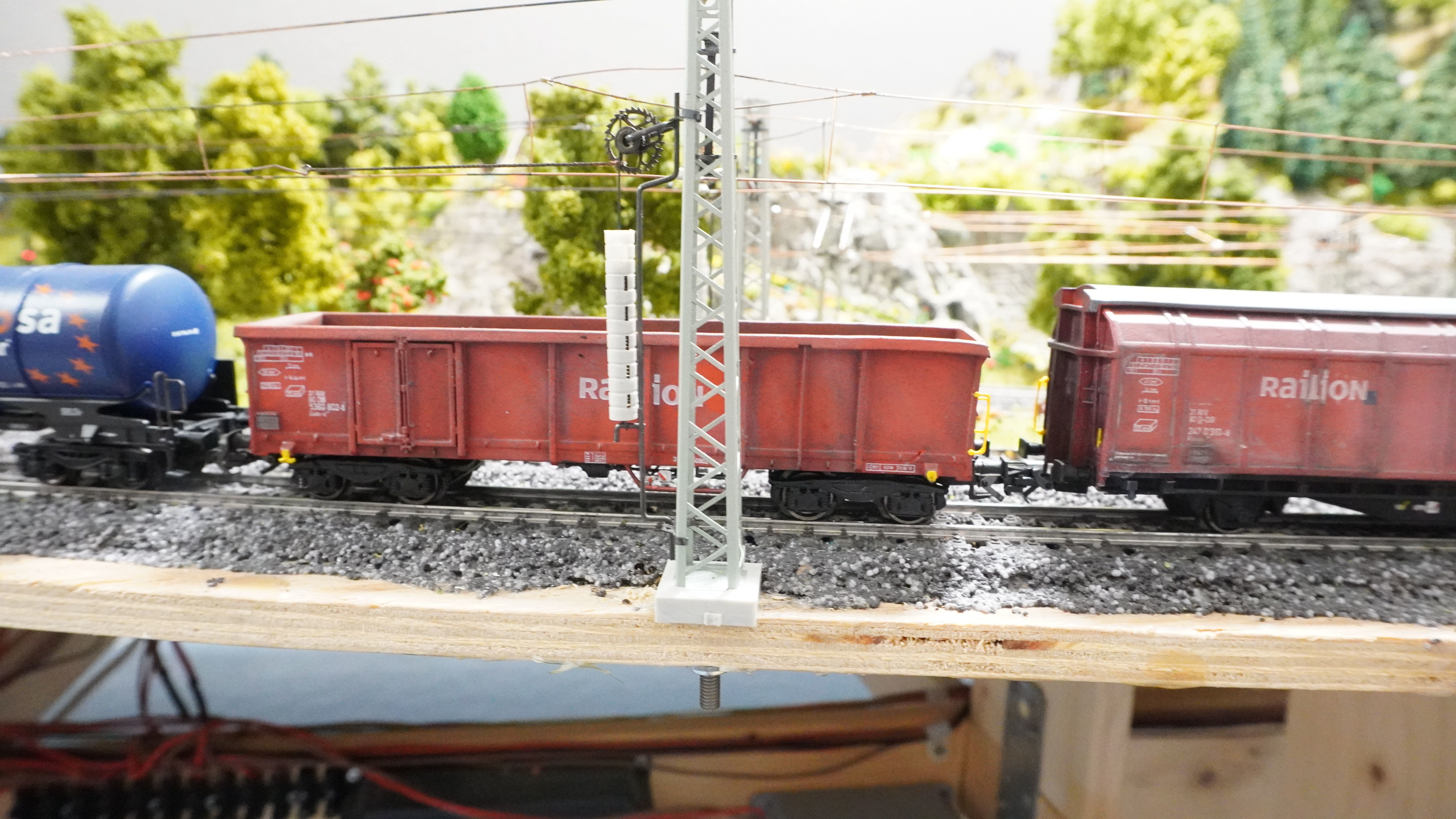 Pre supported H0 scale Eaos x 075 freight car 3D print model_11