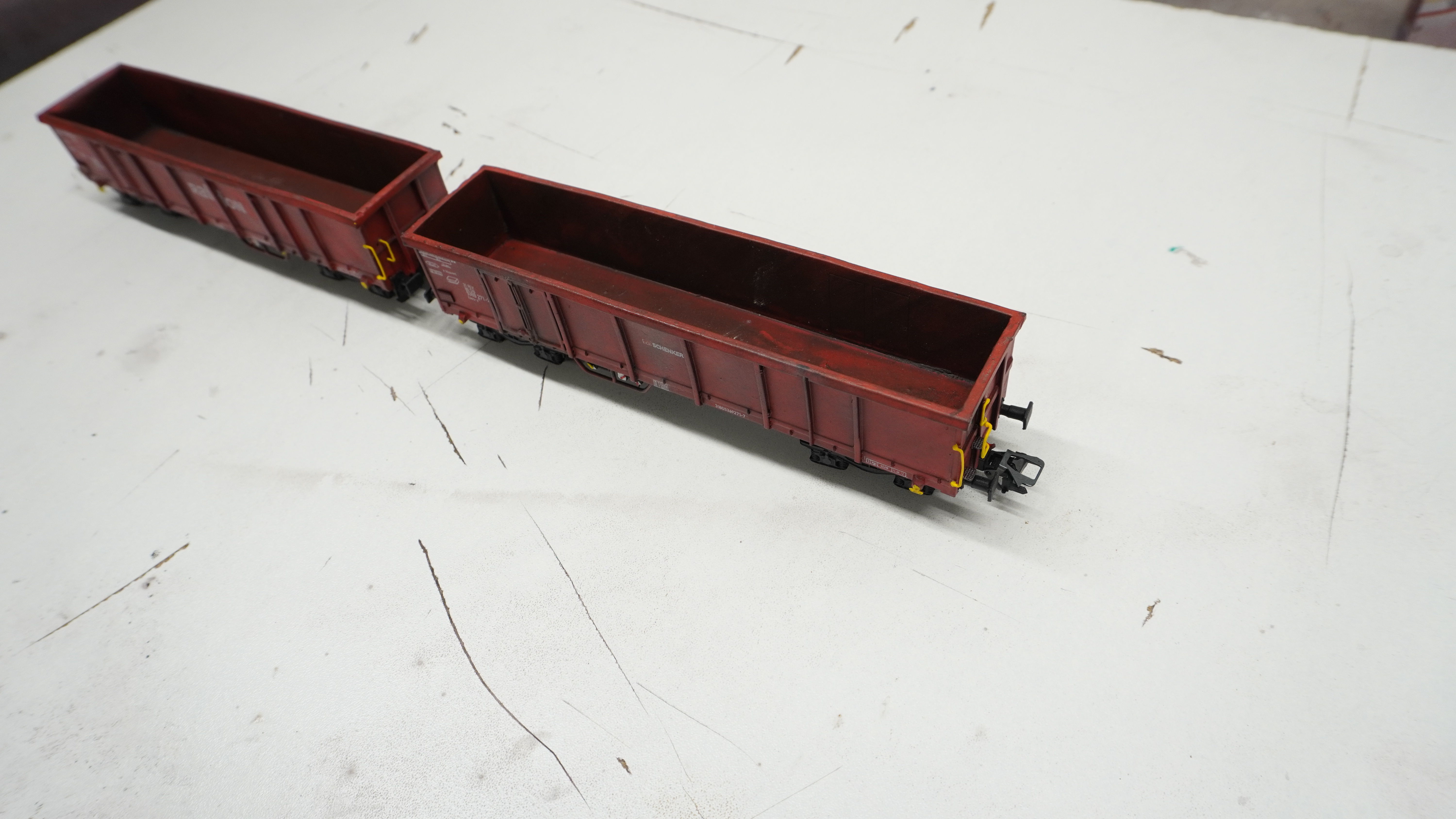 Pre supported H0 scale Eaos x 075 freight car 3D print model_6