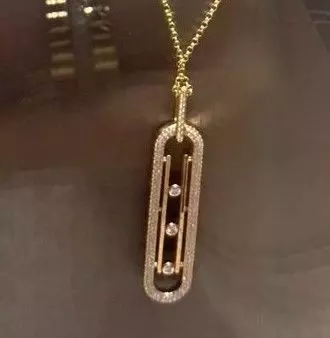 Women Gold Diamond Move Necklace 3D print model