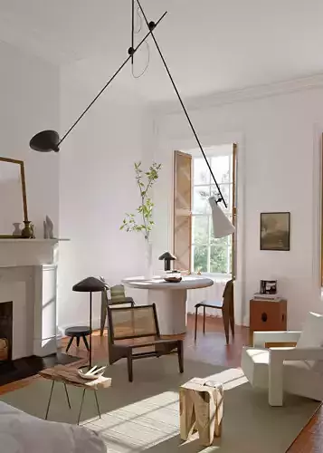 COLIN KINGs BROOKLYN HEIGHTS APARTMENT