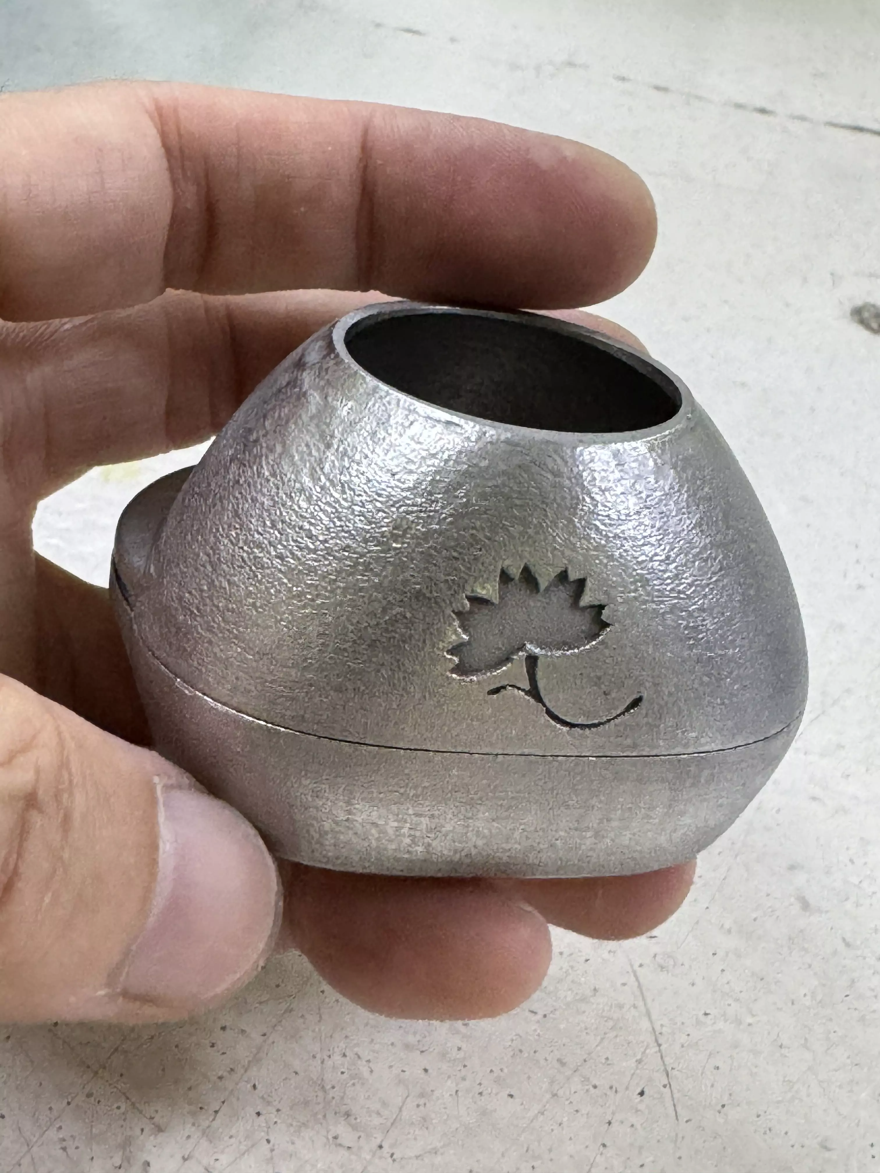 Small flask for ocular prosthesis Thin shell version 3D print model_0