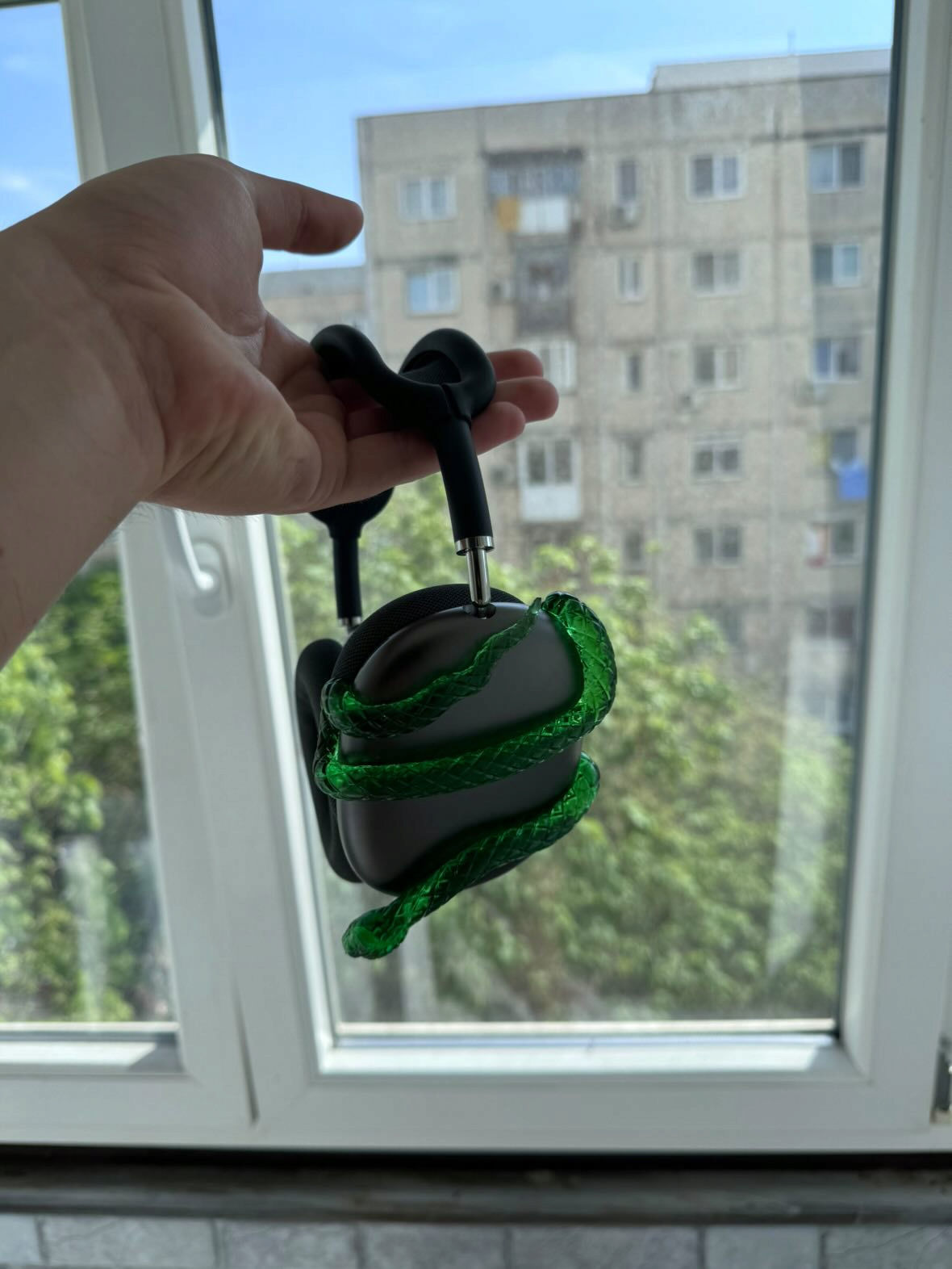 Airpods Max Attachments Serpent 3D print model_2