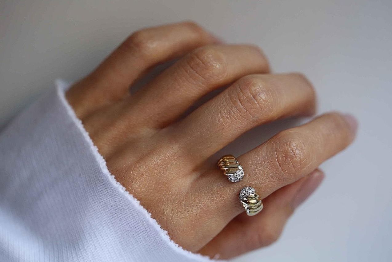 Rope ring with diamond 3D print model_2