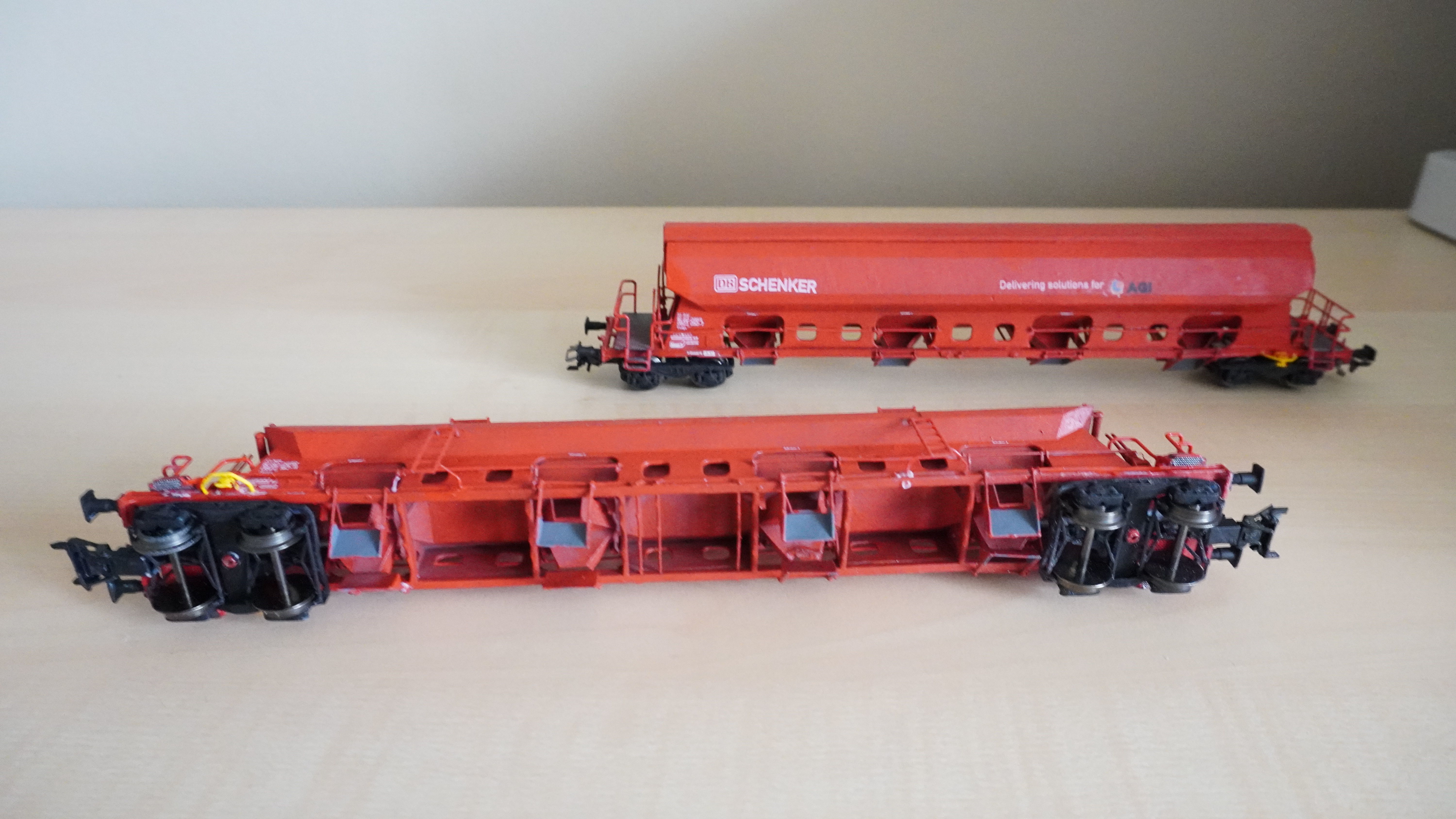 Pre supported Tads 960 self unloading freight car 3D print model_3