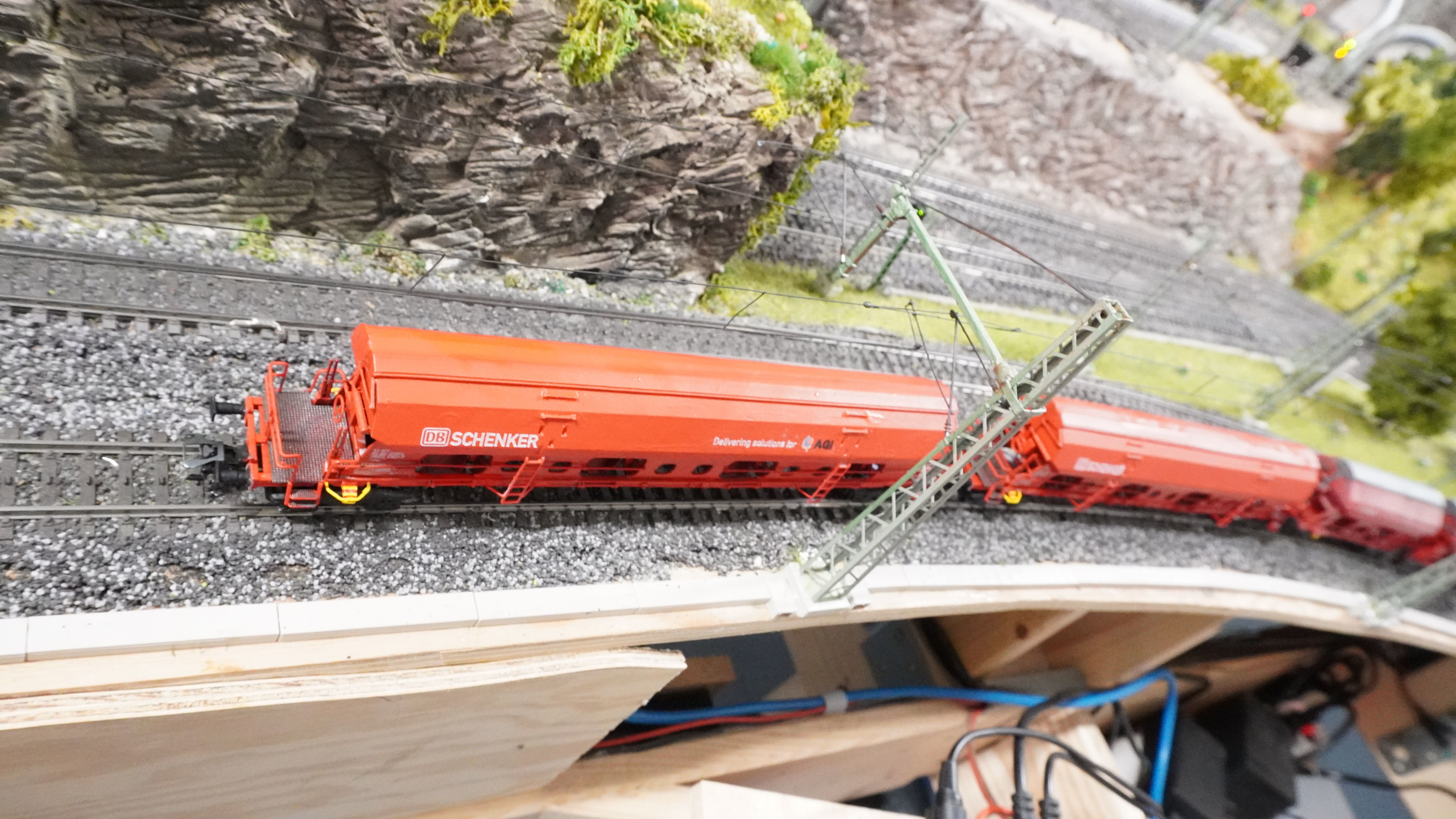 Pre supported Tads 960 self unloading freight car 3D print model_5