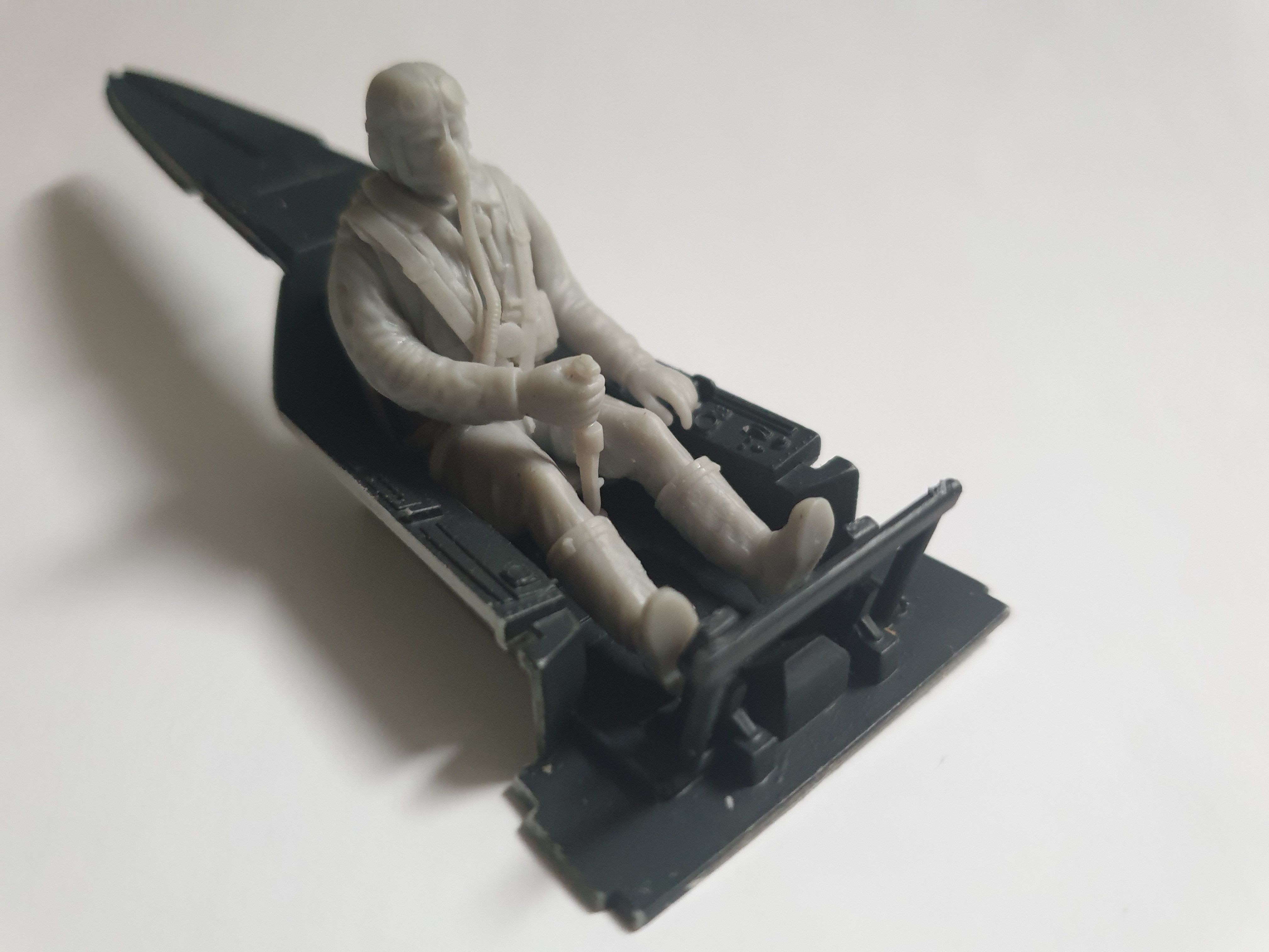 WWII Luftwaffe FW-190 Pilot 3D print model_16
