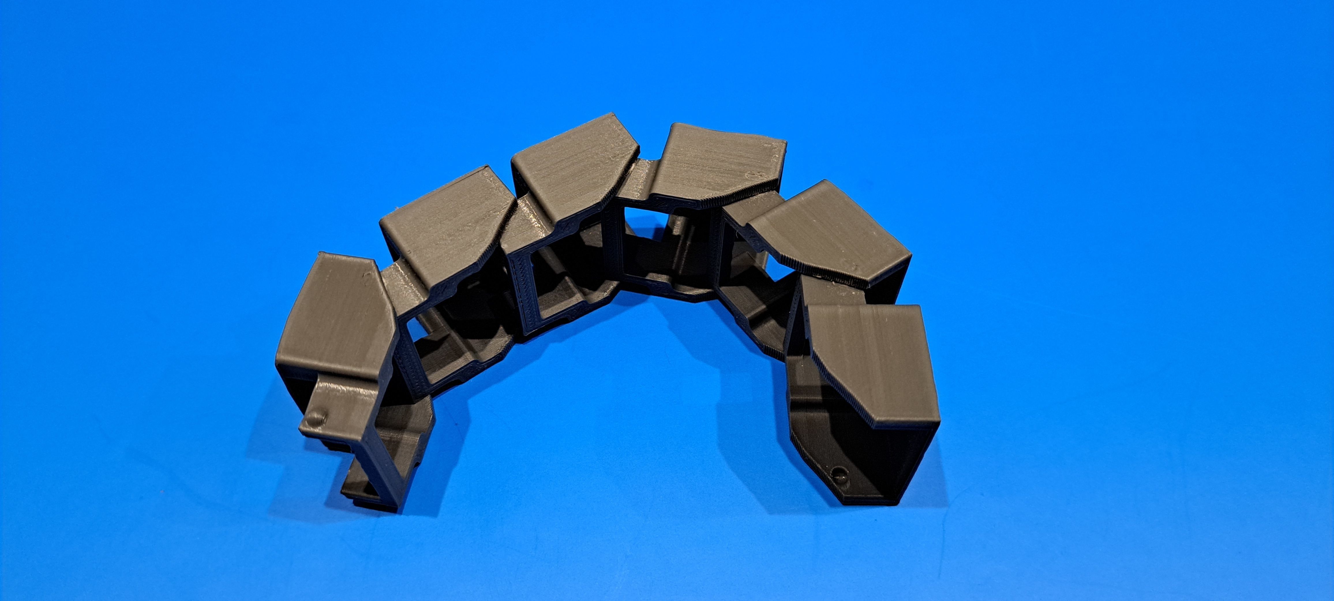 3D-printable cable organizer Free 3D print model_1