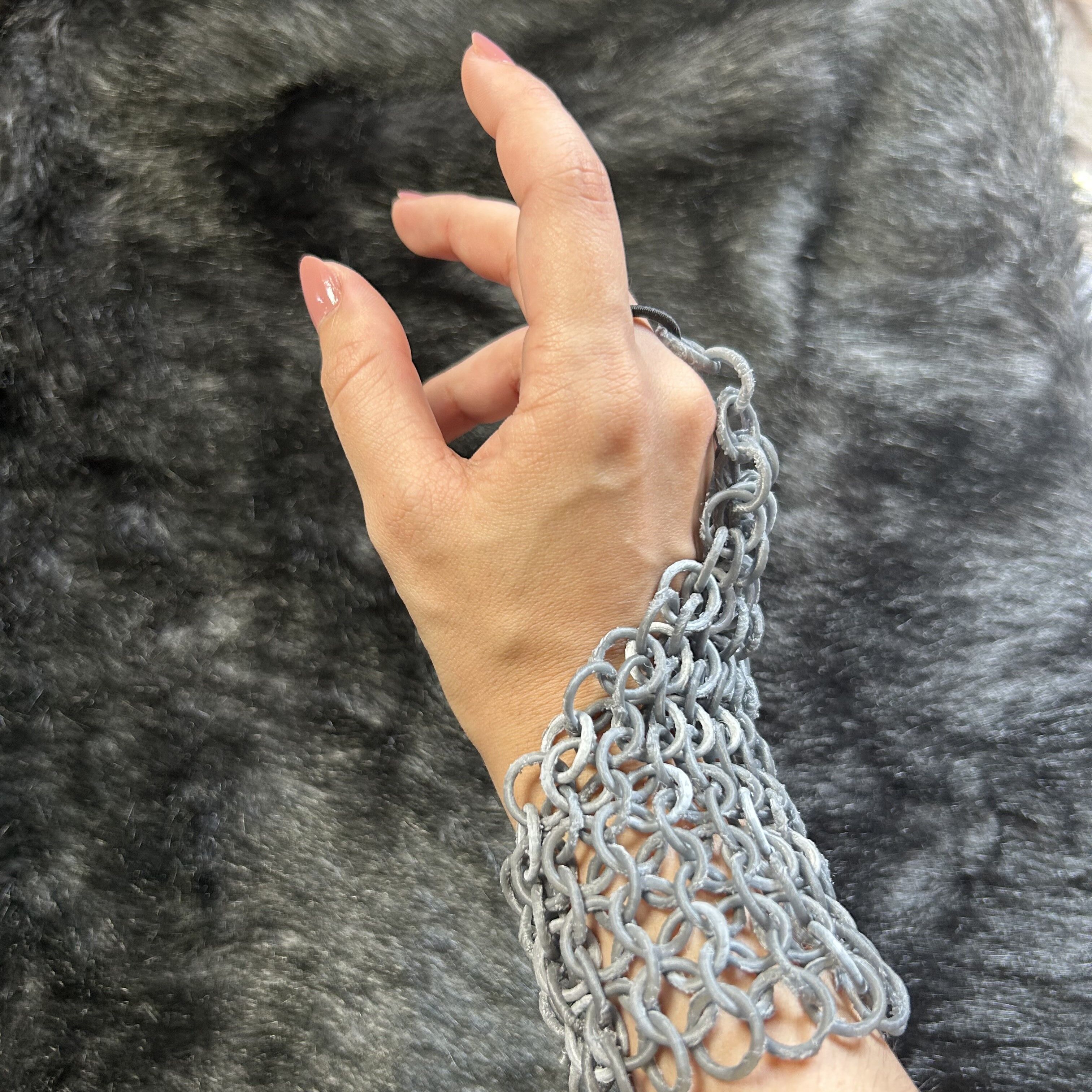 Elegant 3D-Printed Chainmail Slave Bracelet Design 3D print model_4