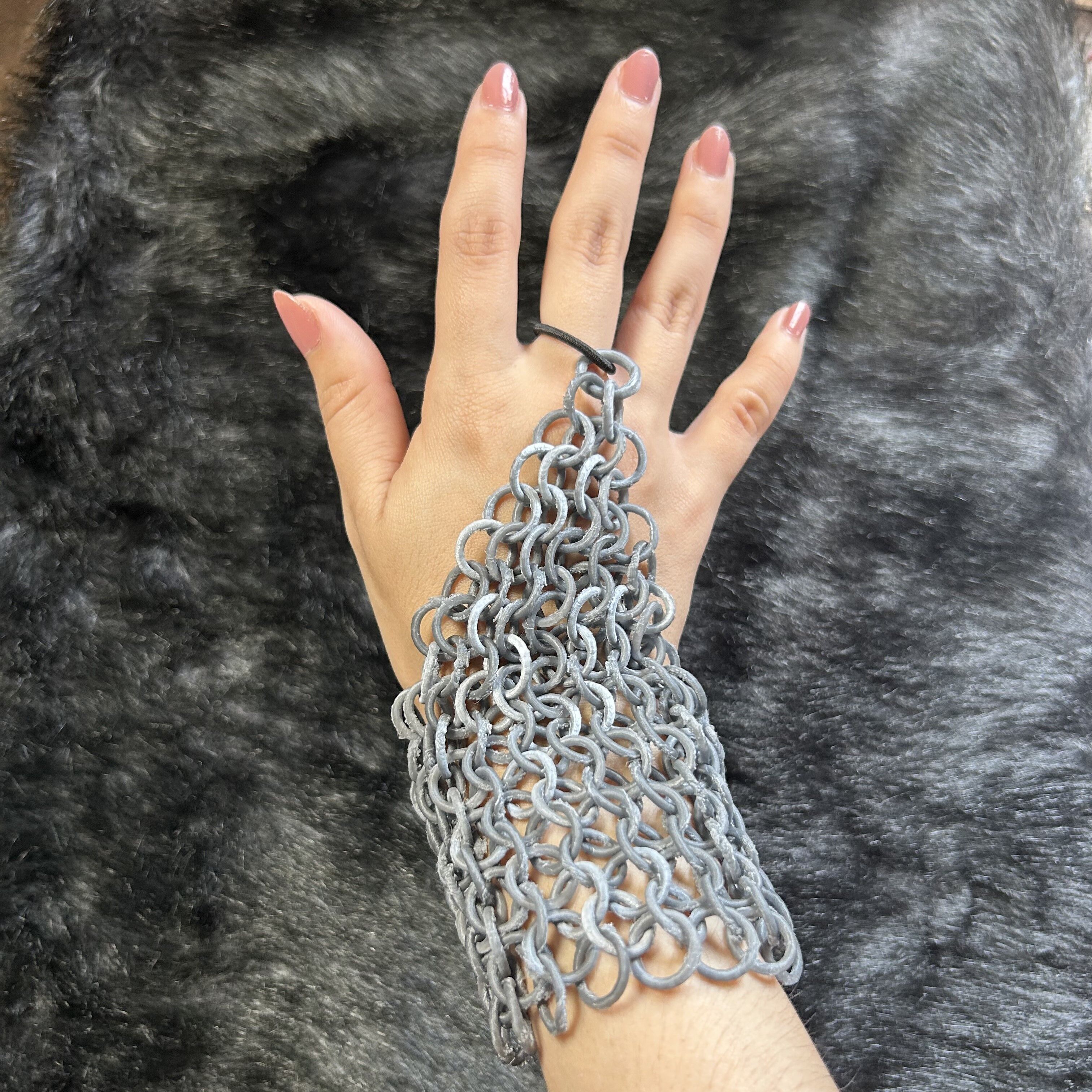 Elegant 3D-Printed Chainmail Slave Bracelet Design 3D print model_3