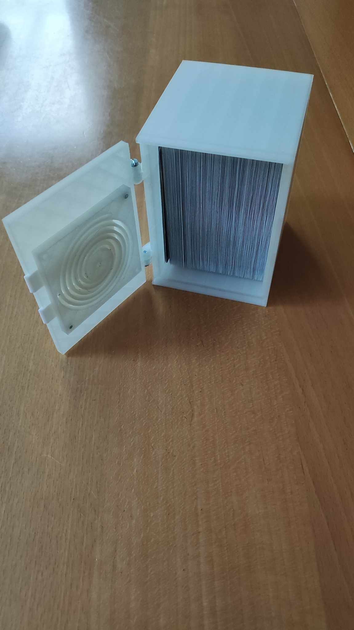 TCG Vault deckbox 100plus single sleeved standard sized cards 3D print model_2