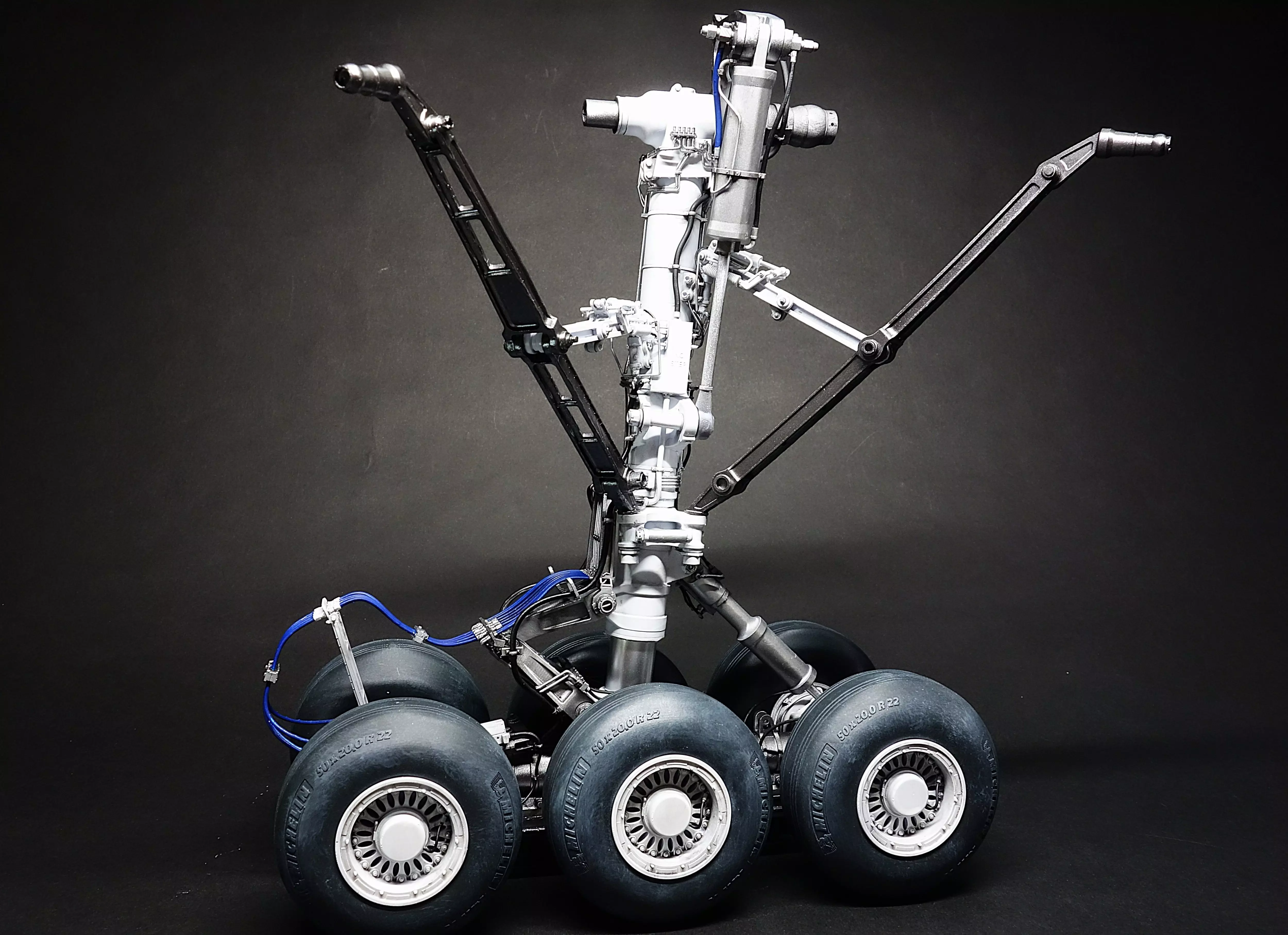 Boeing 777-300ER Landing Gear 3D print model