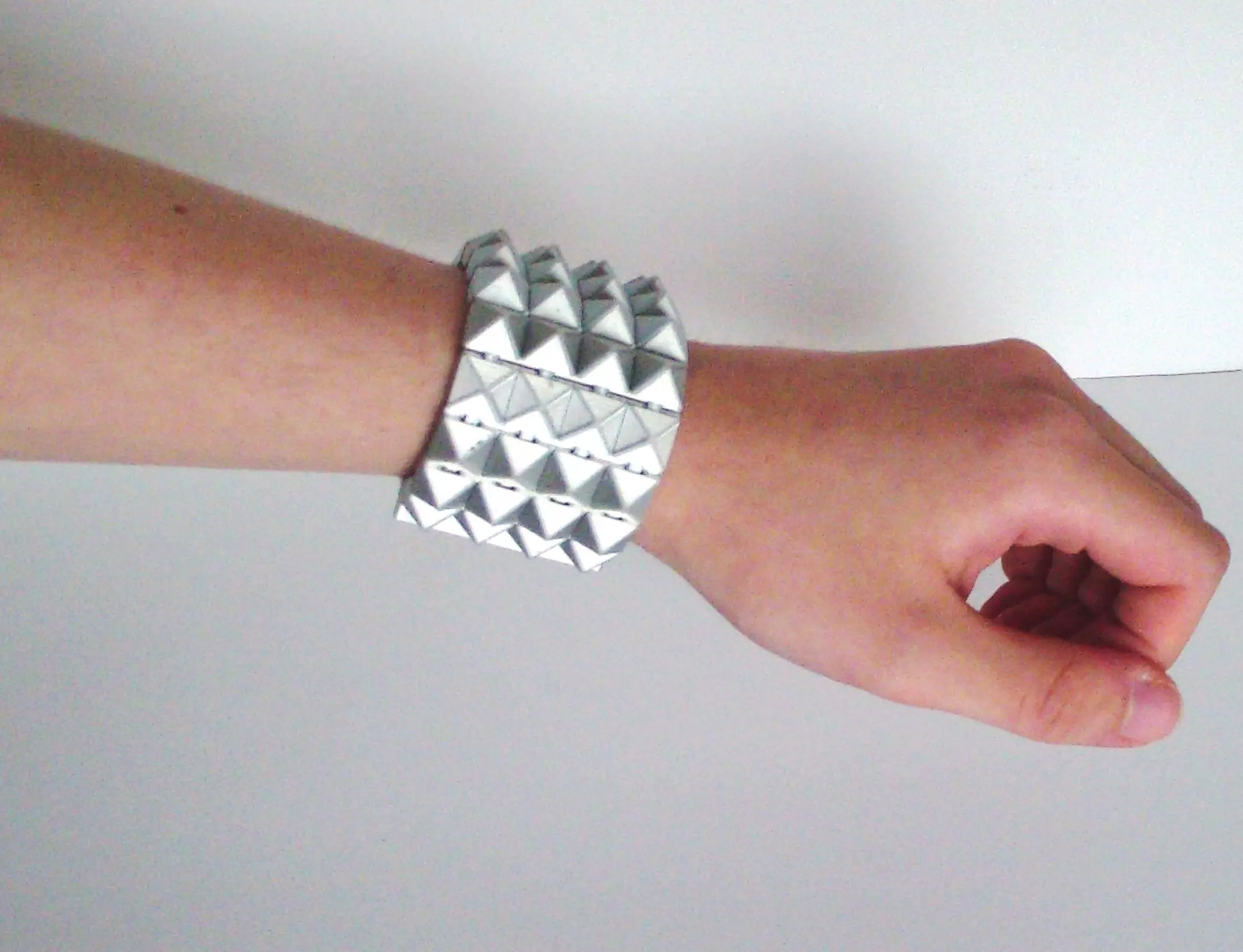 SPIKED BRACELET 3D print model_0