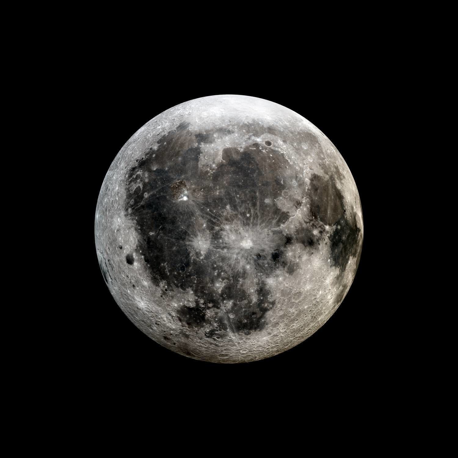 Photoreal Moon 3D model_2